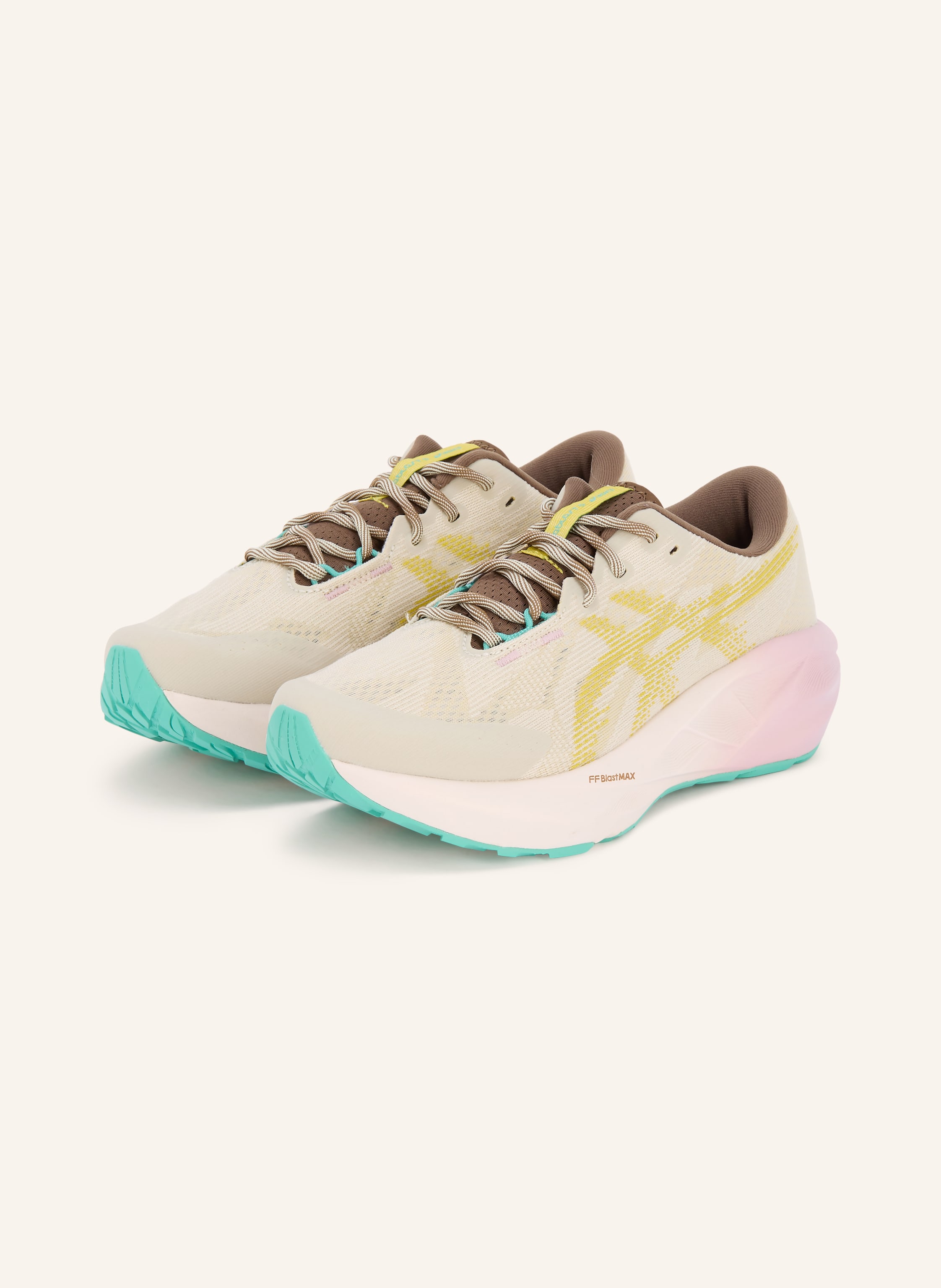 Asics Laufschuhe Novablast 5 Tr beige
