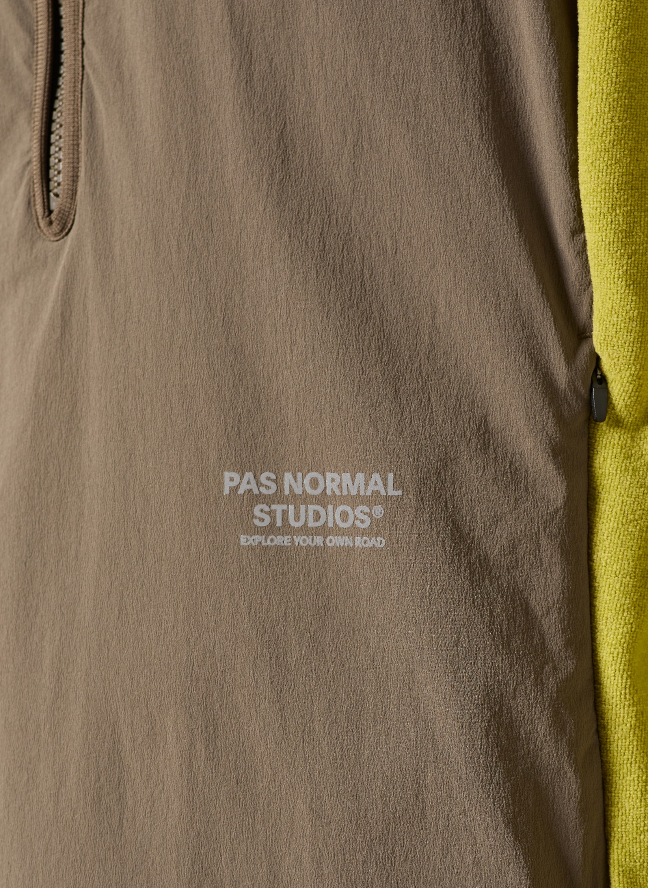 Thumbnail - Pas Normal Studios Hybrid-Fleecejacke gruen