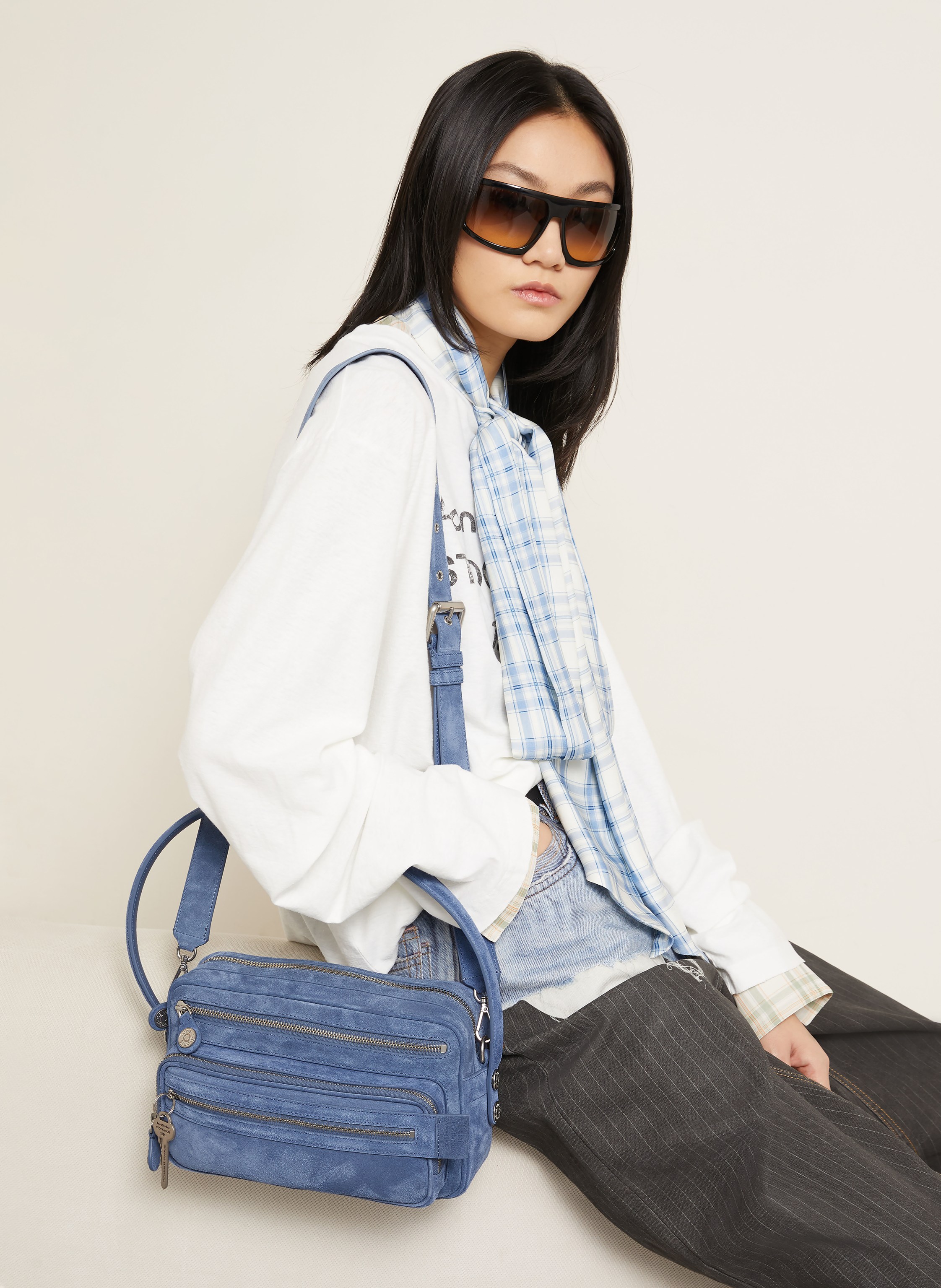 Thumbnail - Acne Studios Schultertasche Camero blau