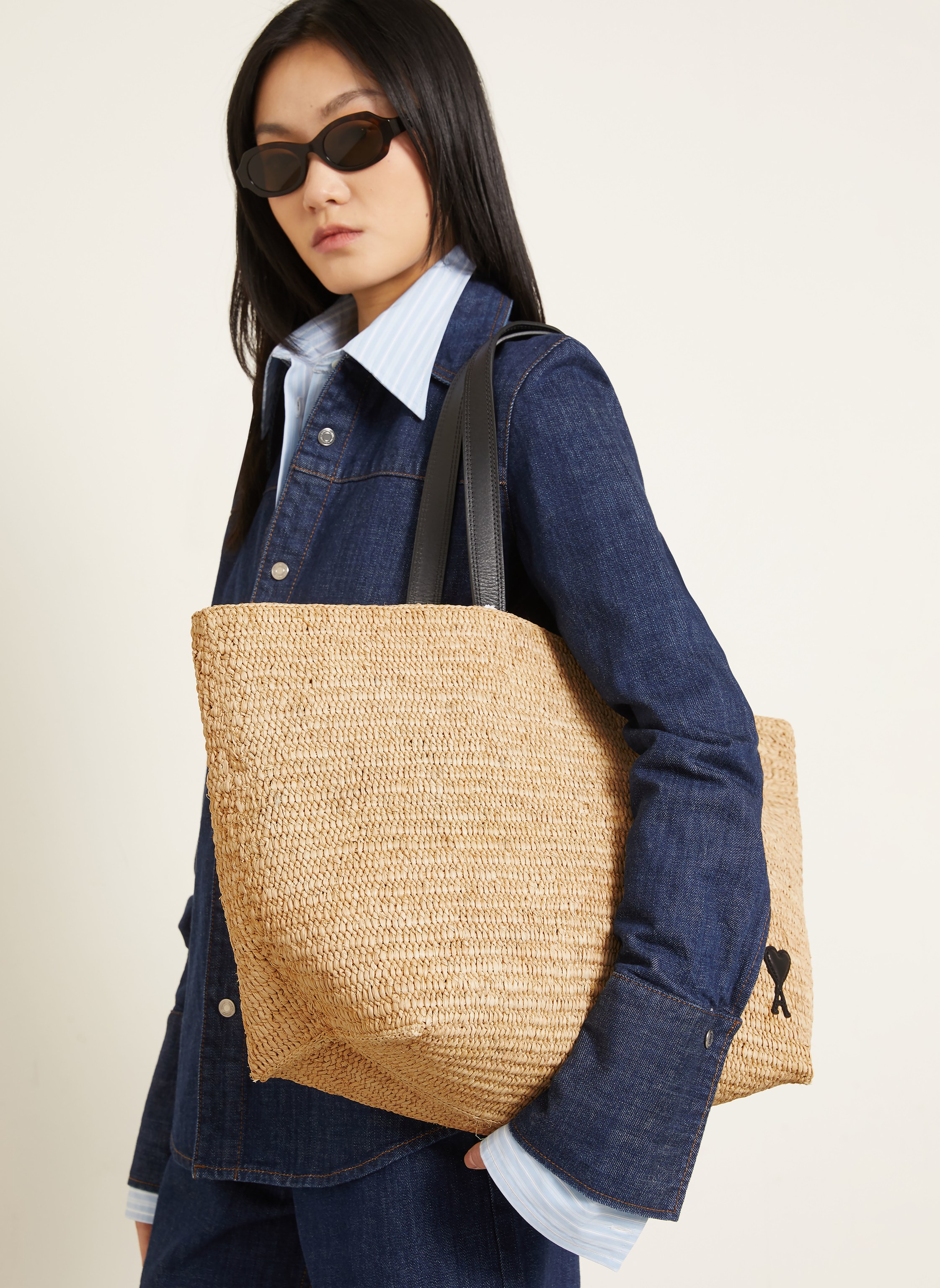 Thumbnail - Ami Paris Shopper beige