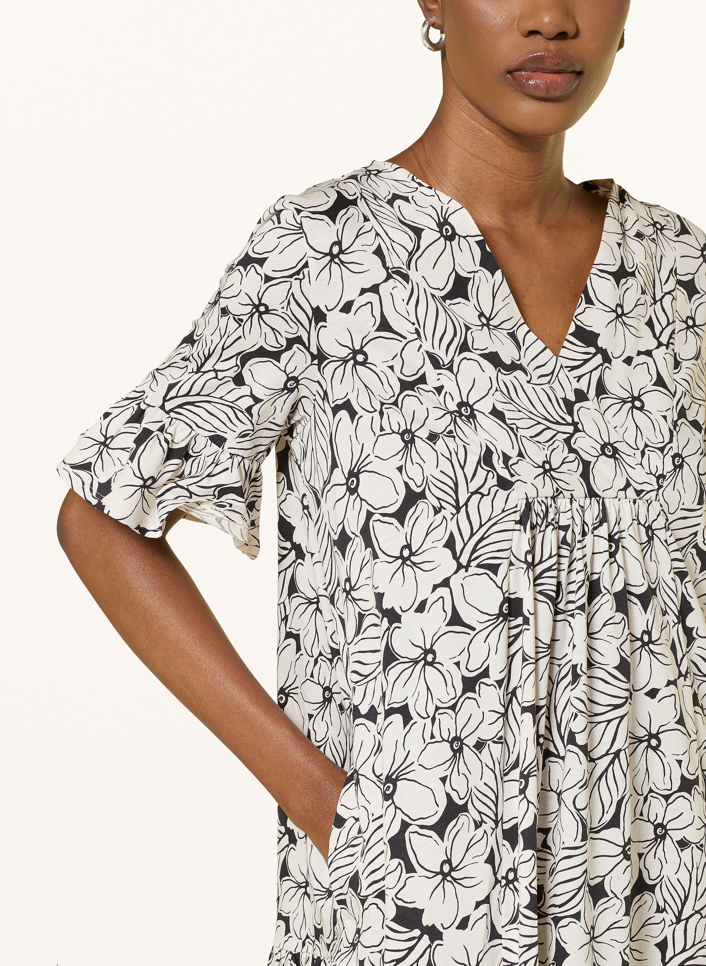 Thumbnail - Weekend Max Mara Jerseykleid Fuoco Mit Rüschen schwarz