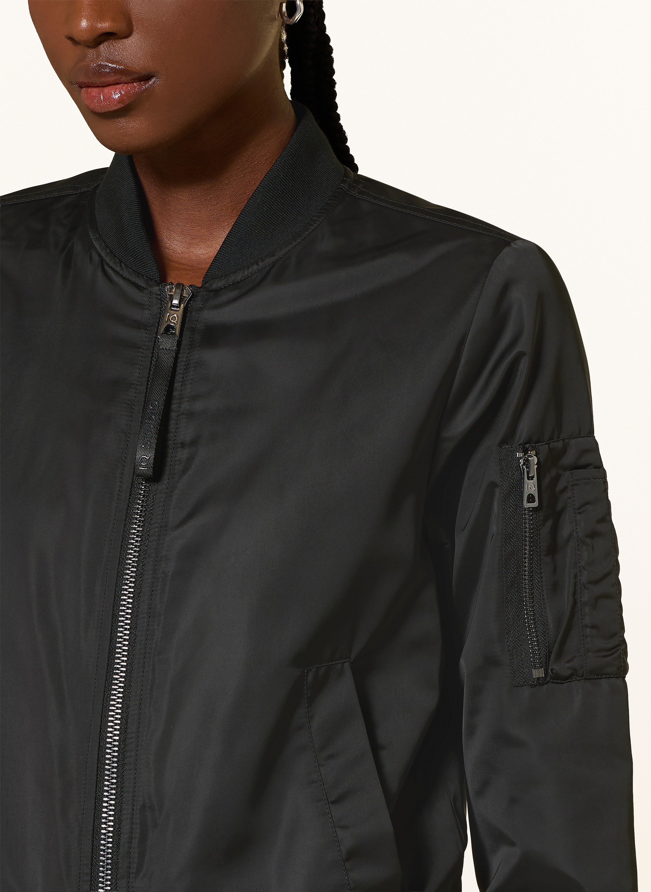 Thumbnail - Iq Studio Satinblouson schwarz