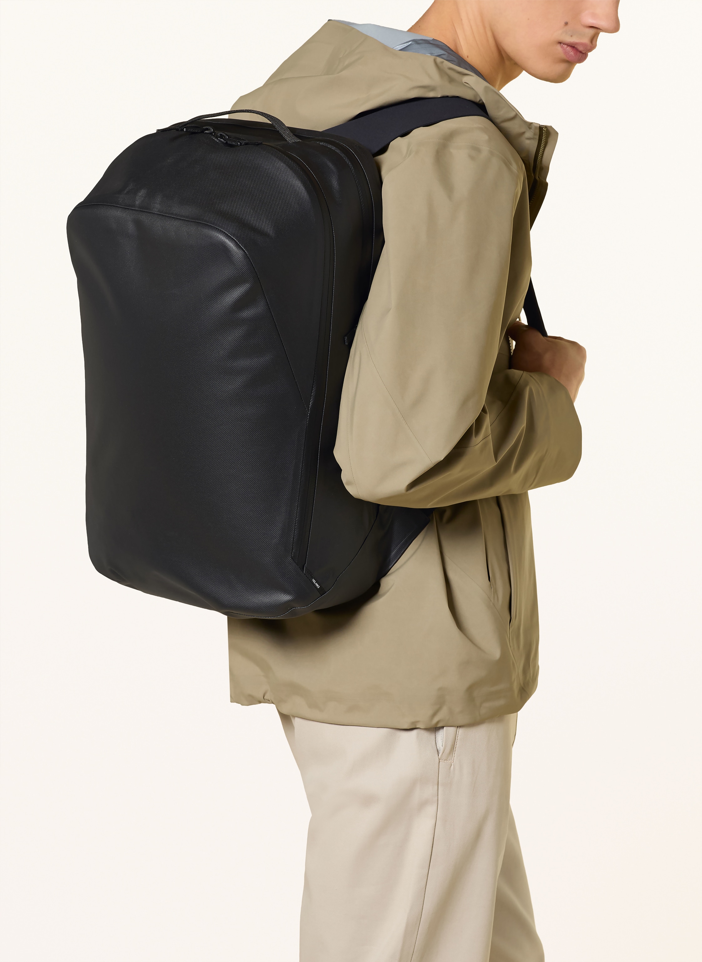 Thumbnail - Veilance Rucksack Anodic 20,5 L Mit Laptop-Fach schwarz