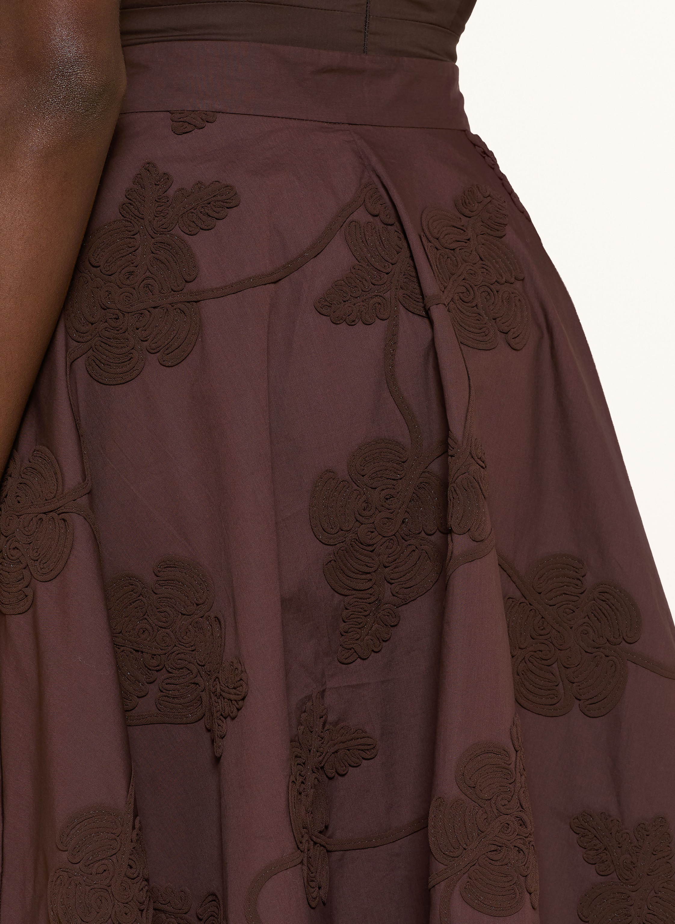 Thumbnail - Rotate Rock braun