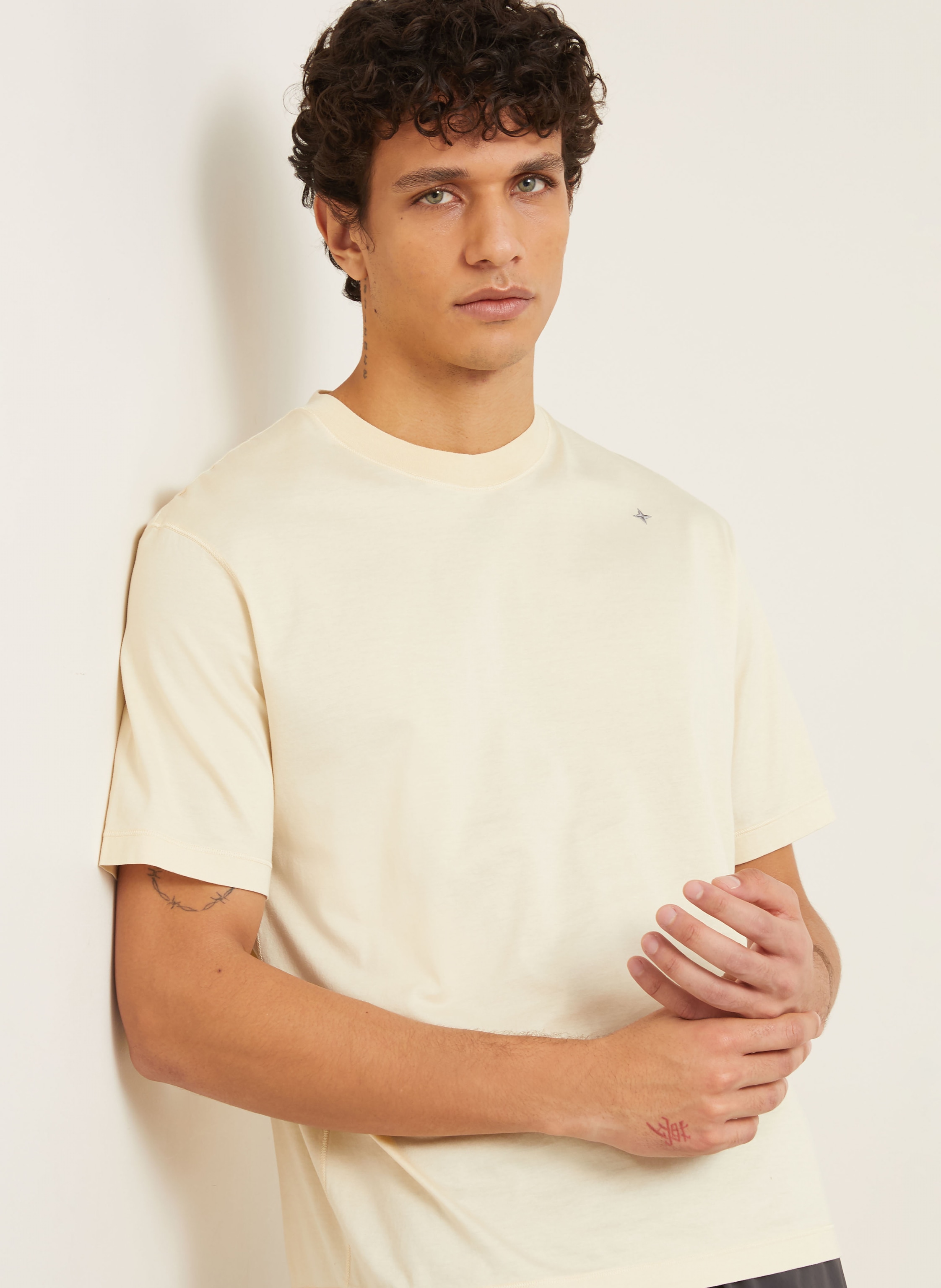 Thumbnail - Stone Island T-Shirt beige