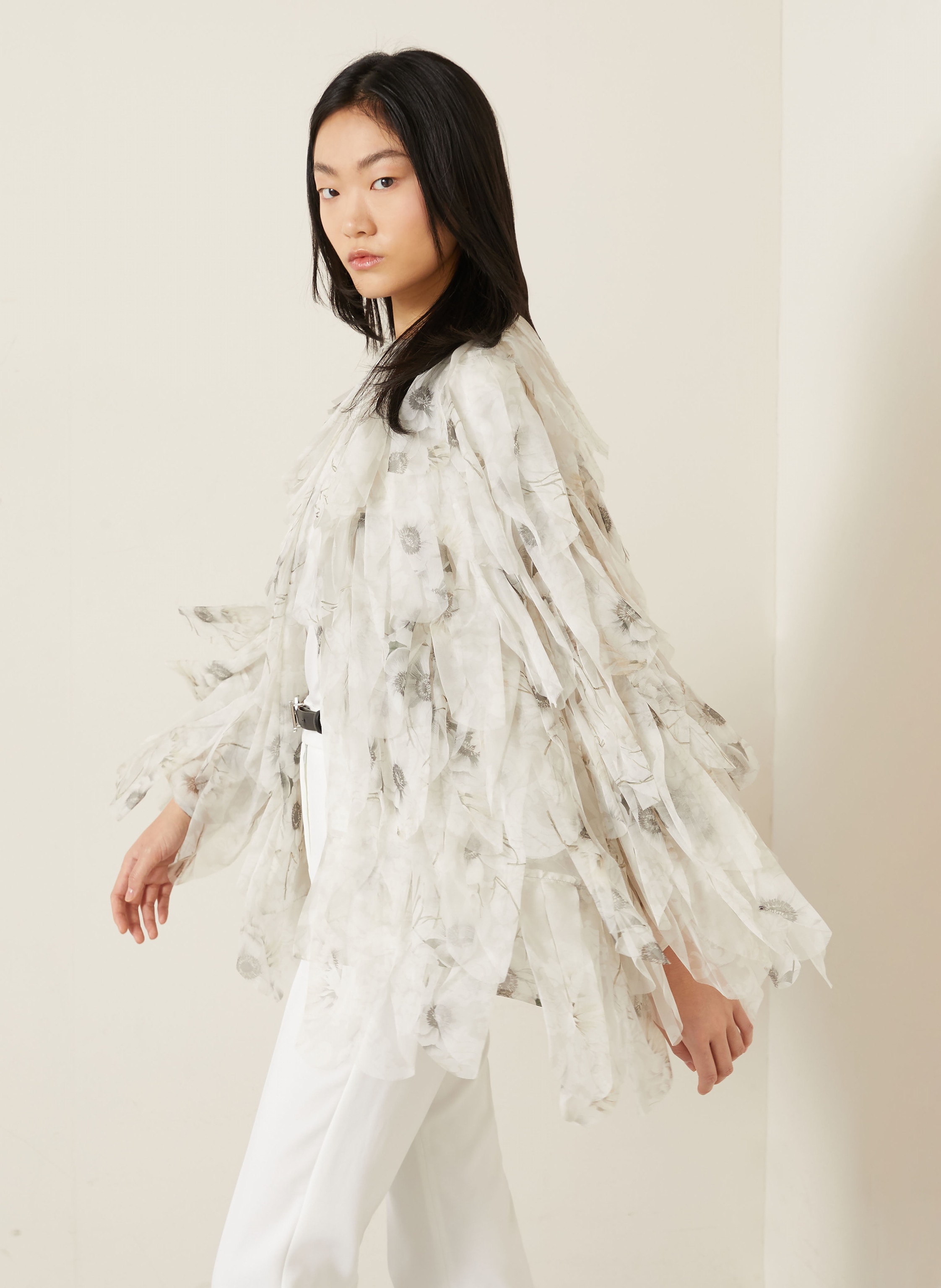 Thumbnail - Max Mara Seidenjacke Chiffon Mit Volants grau