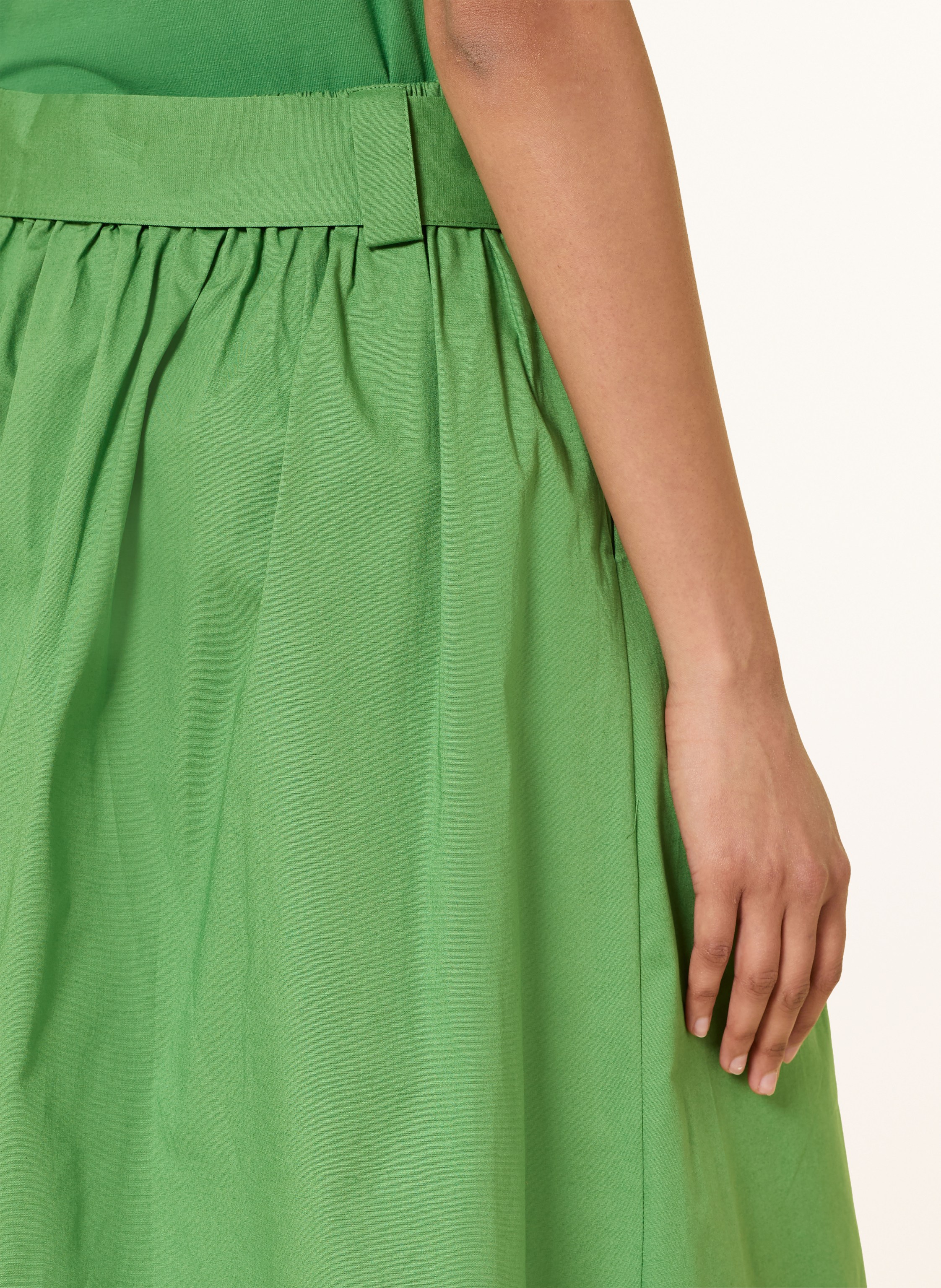 Thumbnail - More & More Rock gruen