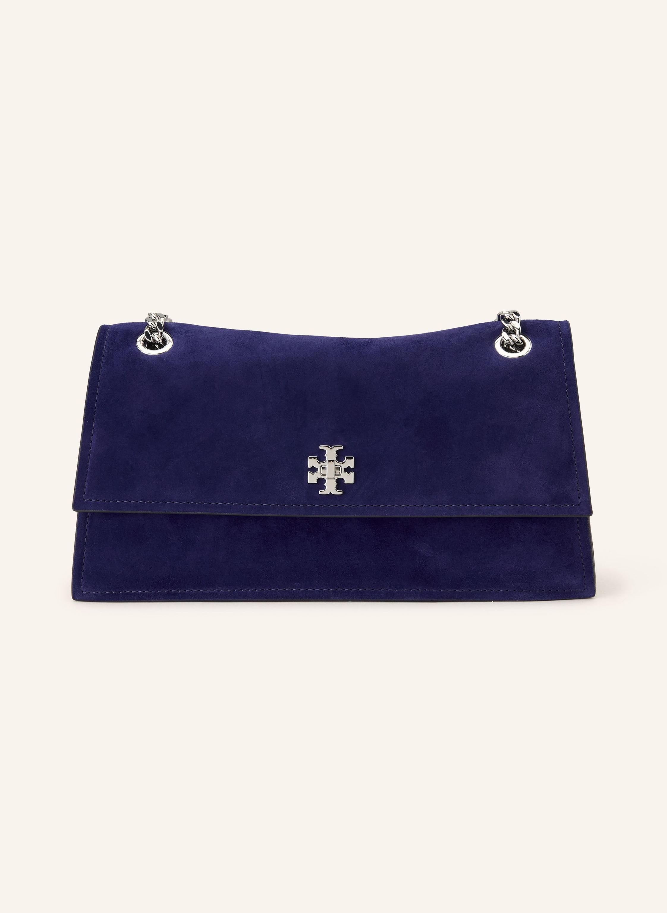 Tory Burch Zwei Steckfächer. Schulterkette kann einzeln oder doppelt getragen werden. Drehverschluss. Innen zwei Hauptfächer. Label-Detail. Aus Veloursleder. Unifarben in dunkelblau / silber