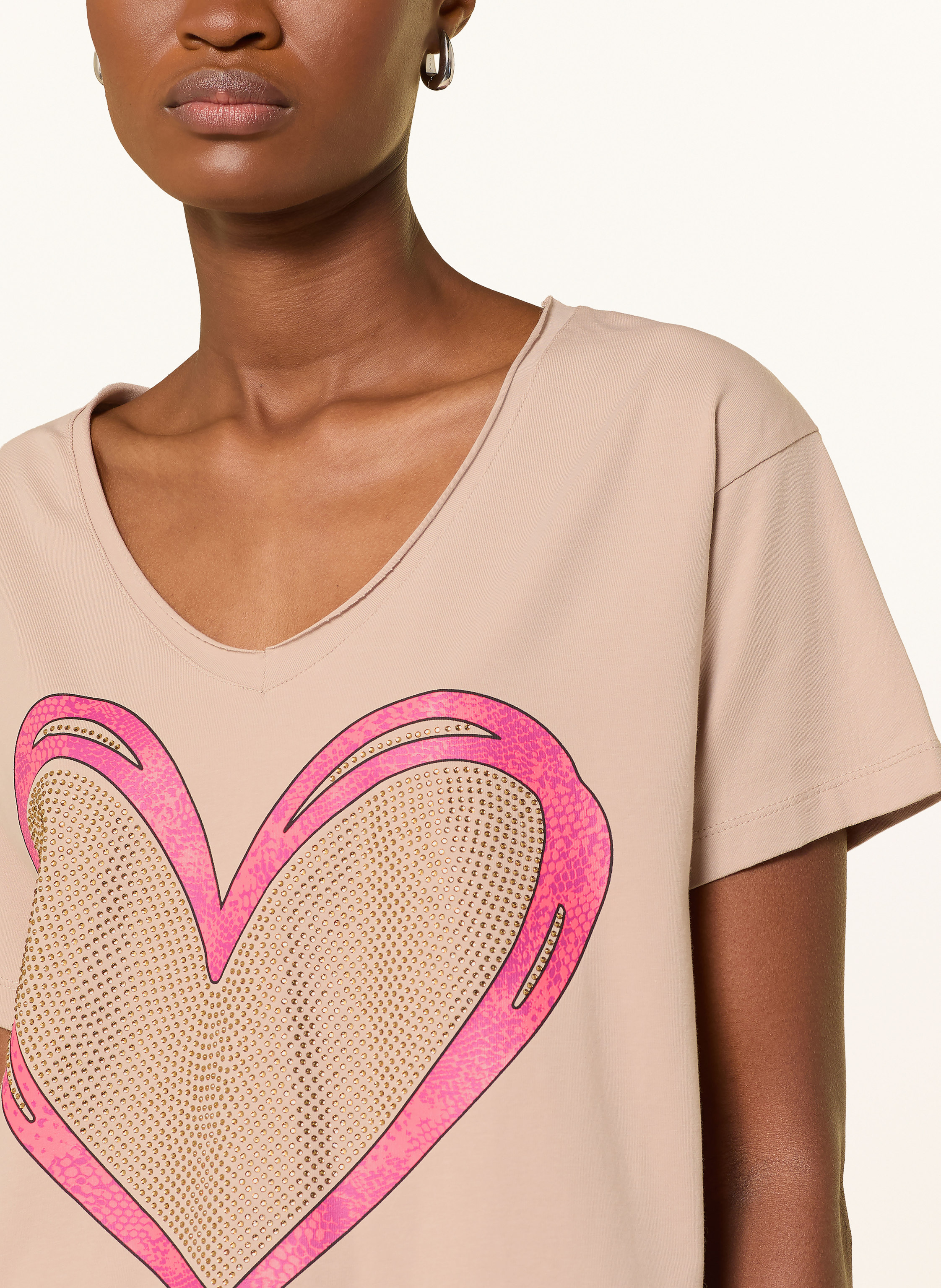 Thumbnail - Miss Goodlife T-Shirt Mit Schmucksteinen beige