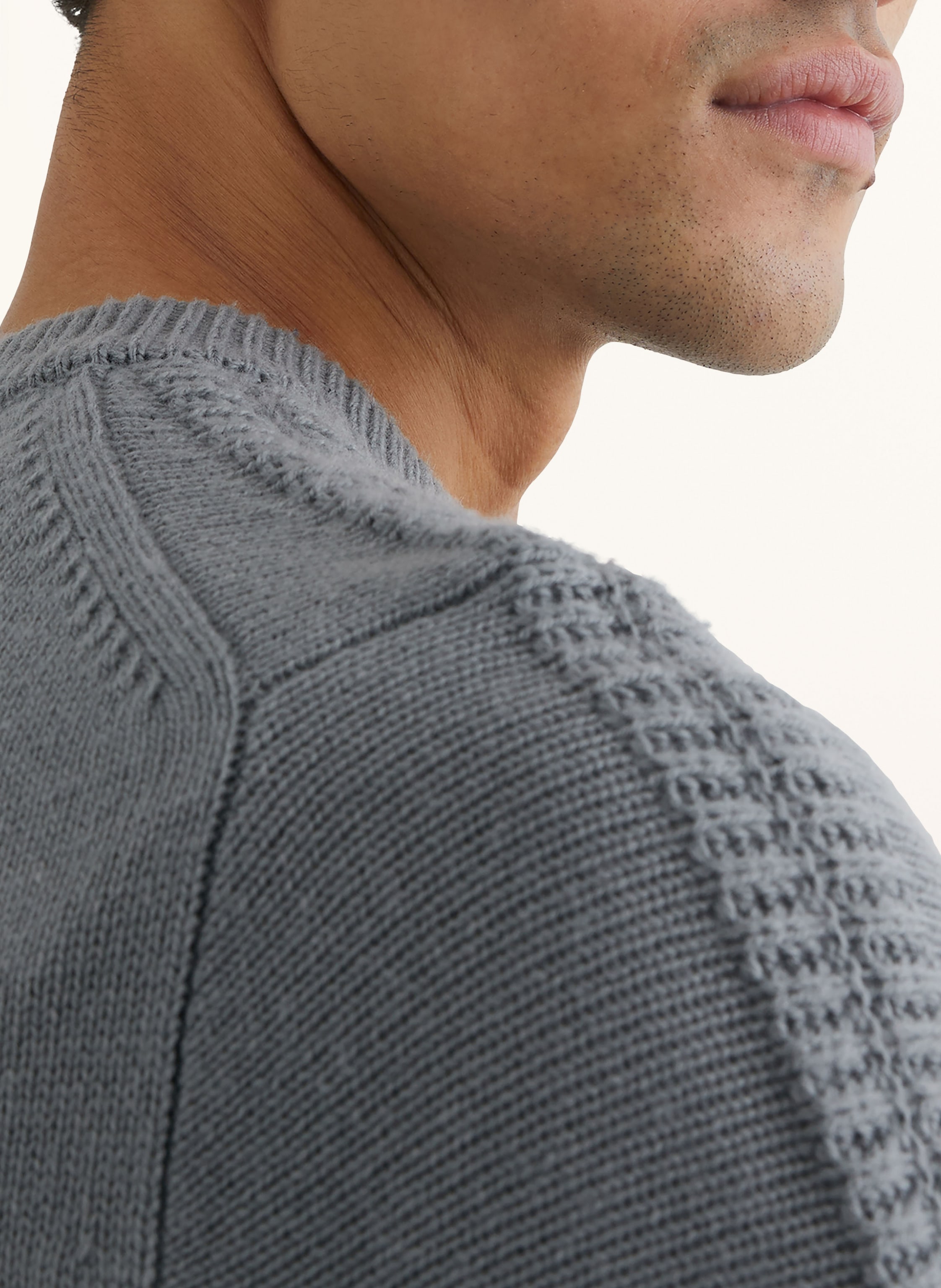 Thumbnail - Reiss Pullover Beech gruen