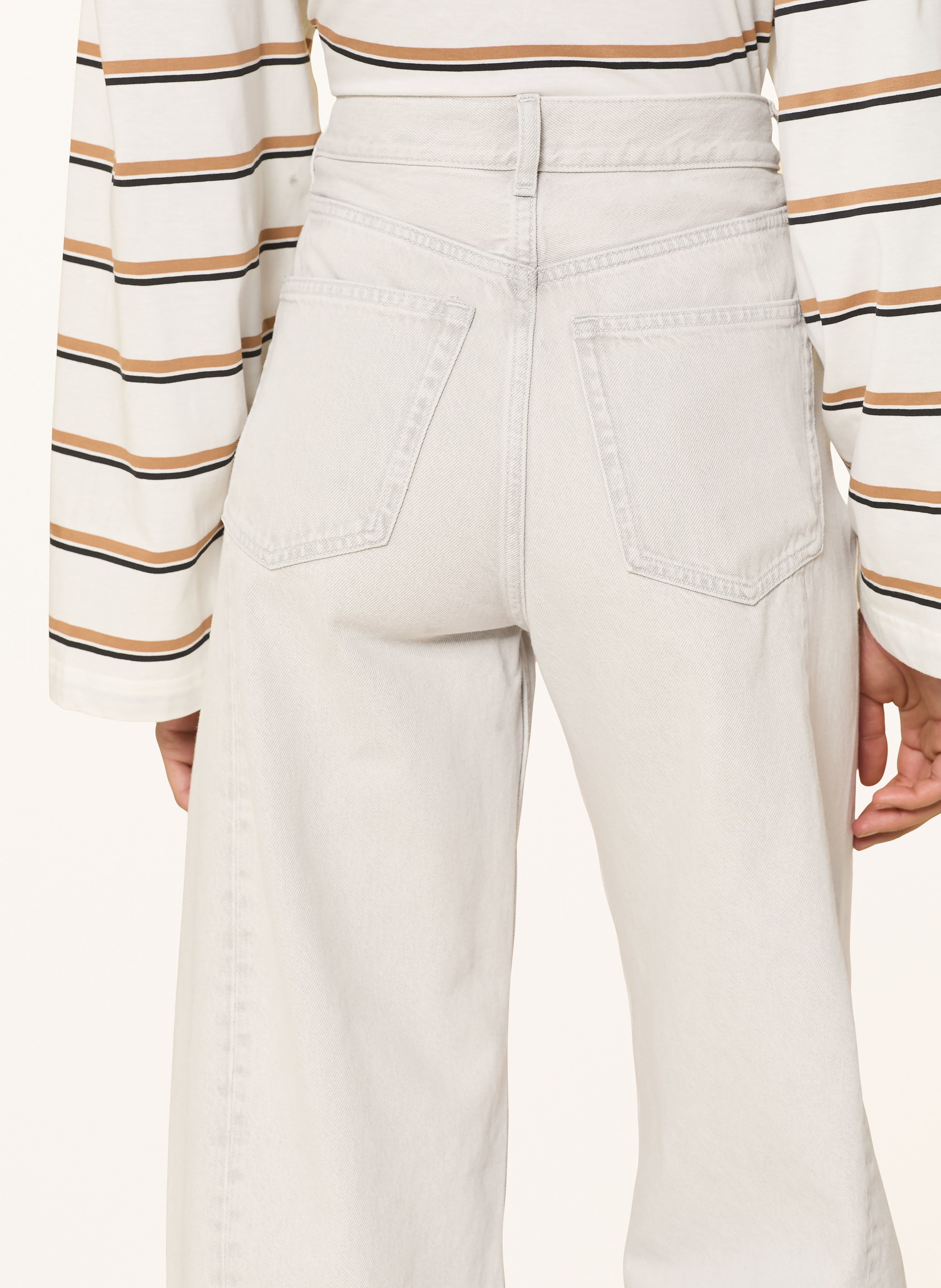 Thumbnail - Arket Barrel Jeans weiss