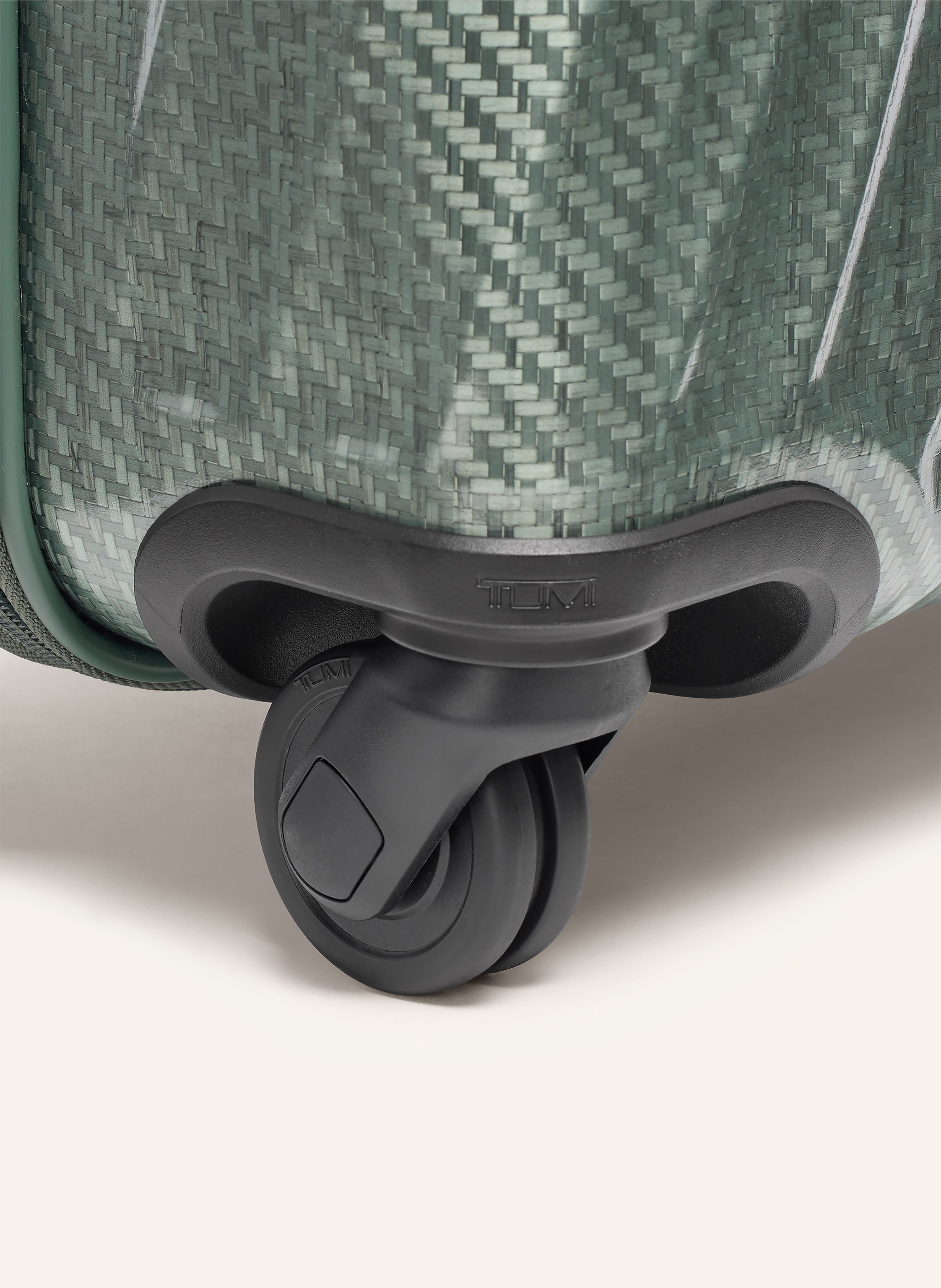 Thumbnail - Tumi 19 Degree Trolley Lite Continental Carry-On gruen