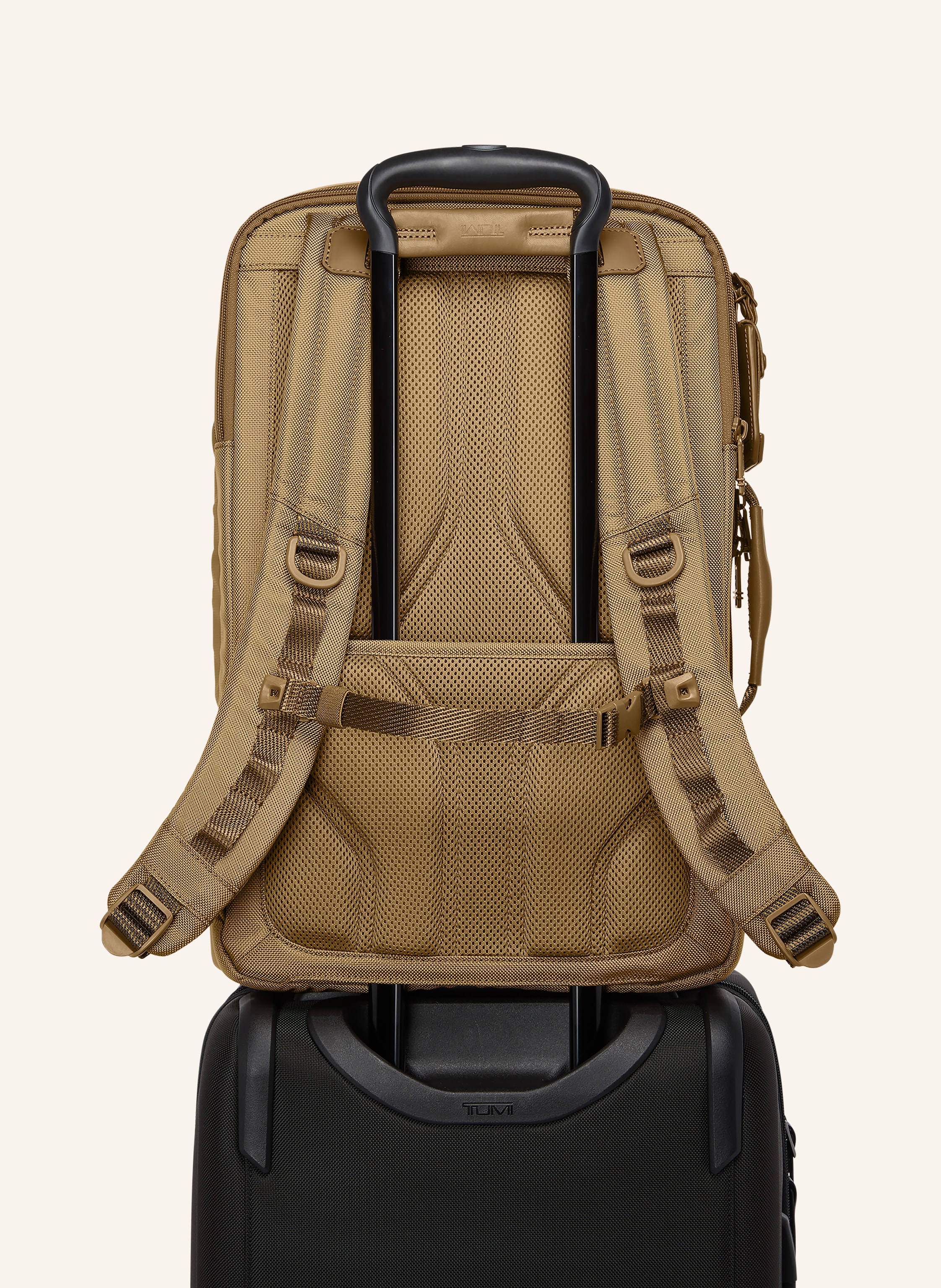 Thumbnail - Tumi Alpha Bravo Rucksack Detrick Mit Laptop-Fach gruen
