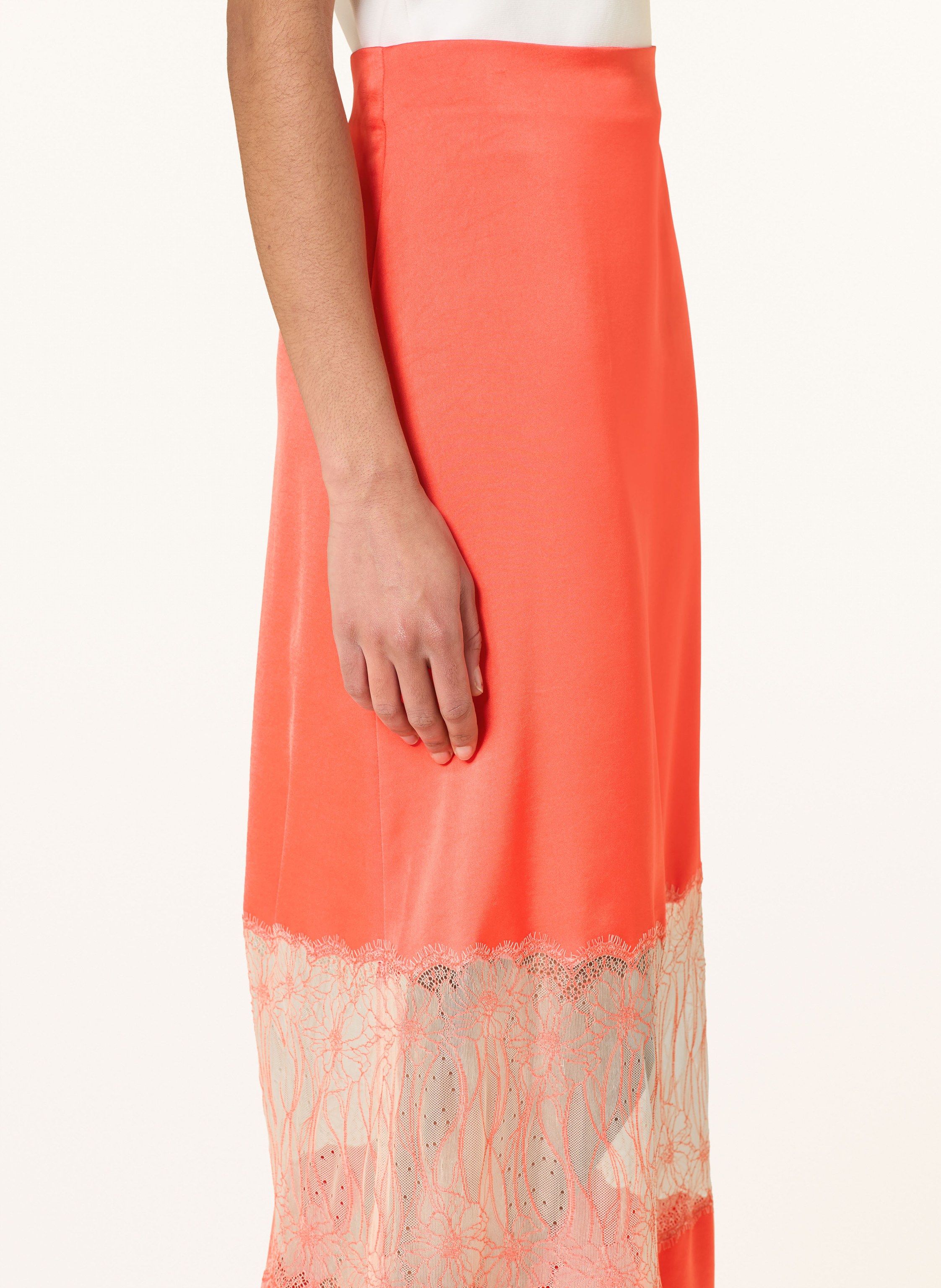 Thumbnail - Claudie Pierlot Satinrock Mit Spitze orange