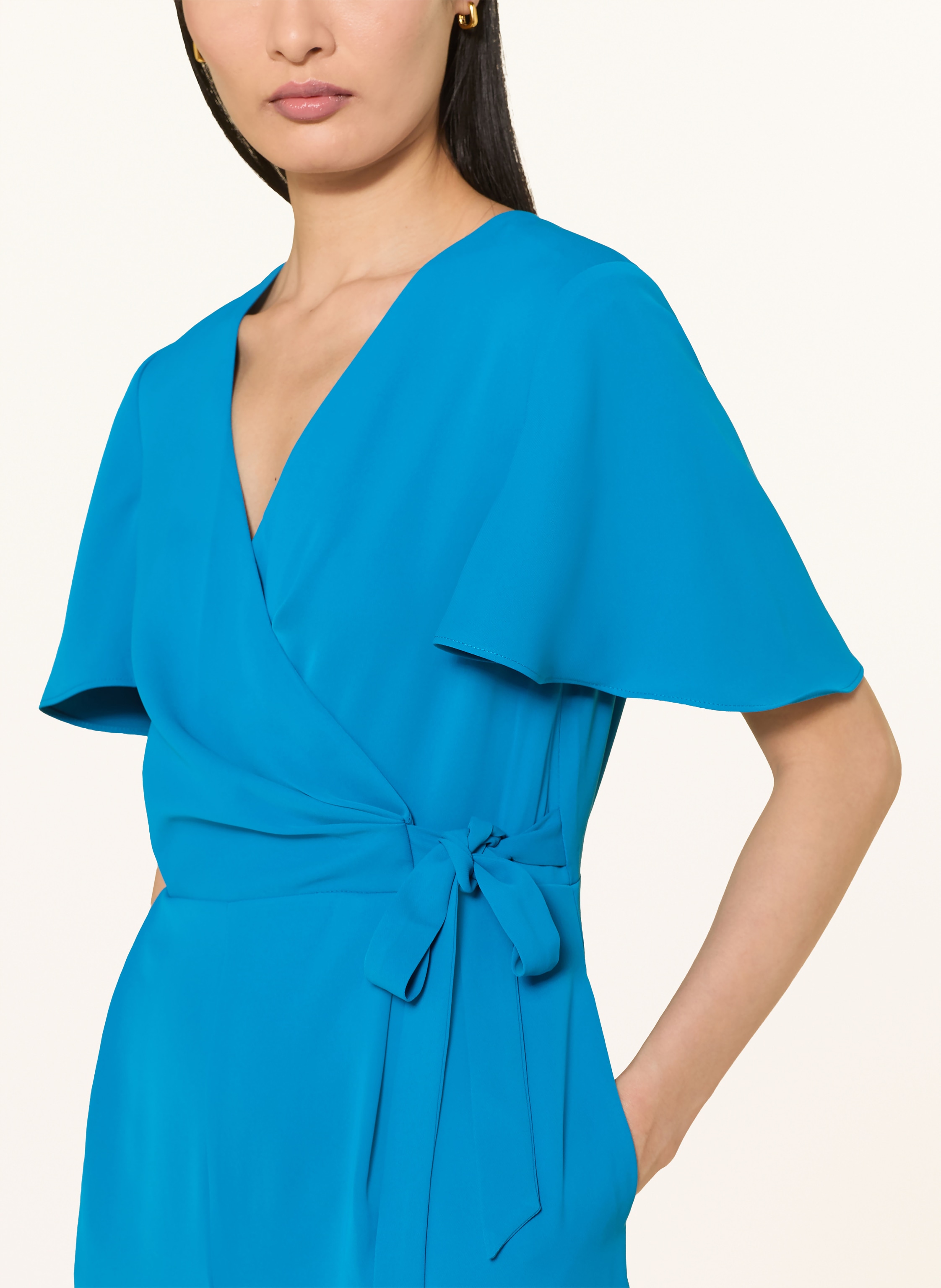 Thumbnail - Phase Eight Jumpsuit Julissa In Wickeloptik blau