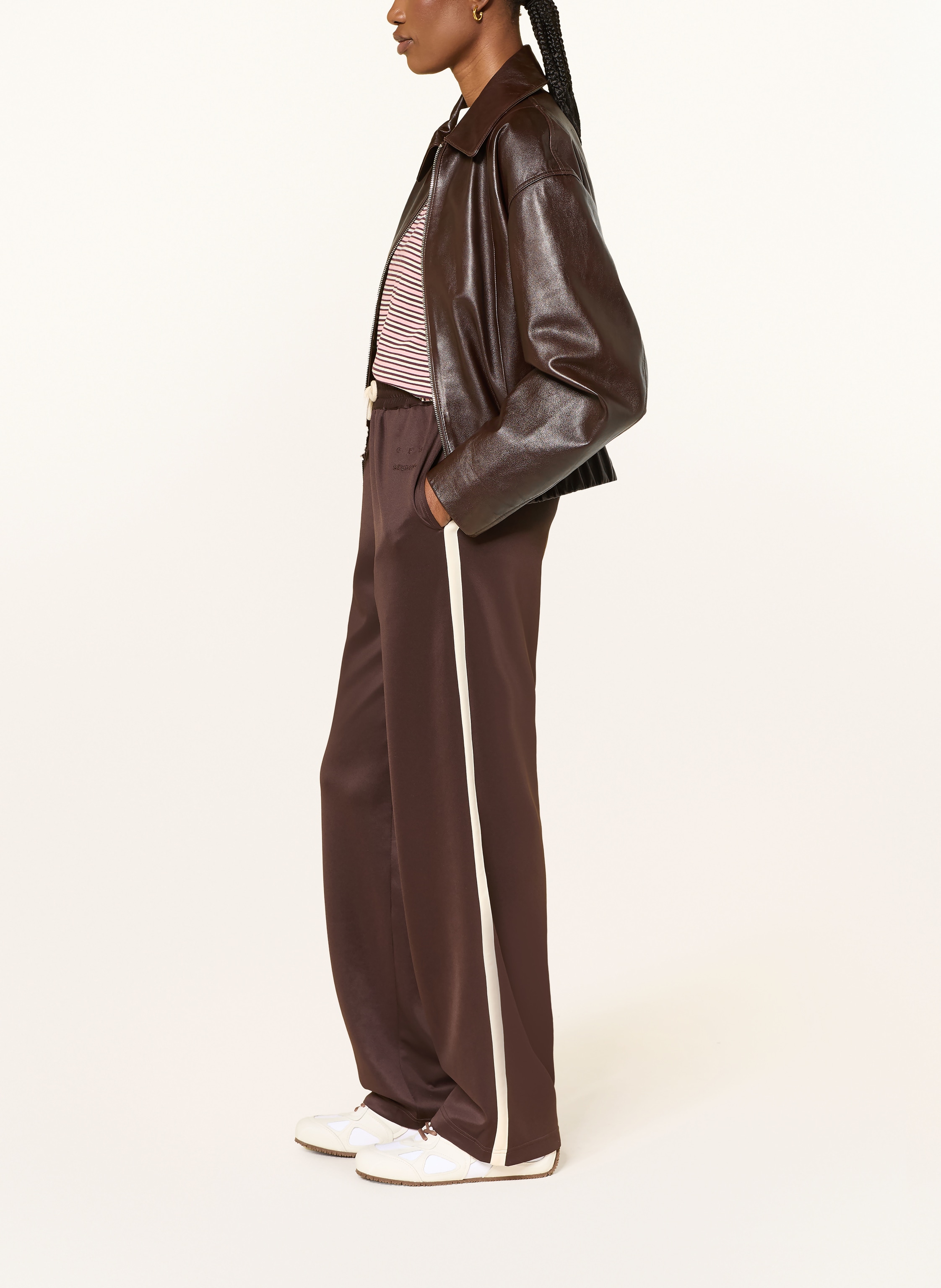 Thumbnail - Copenhagen Studios Track Pants Mit Galonstreifen braun