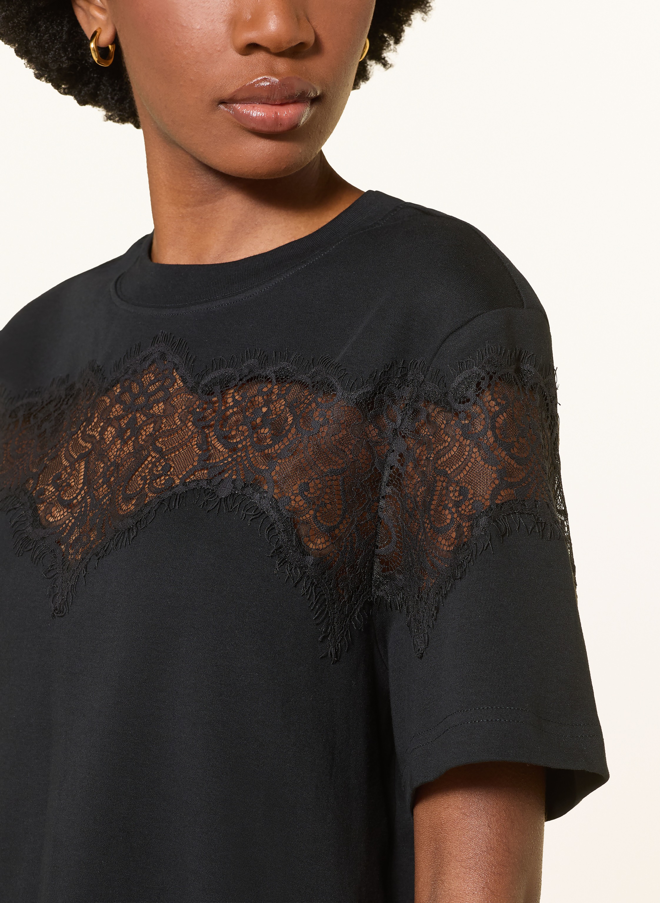 Thumbnail - Allsaints T-Shirt Lisa Mit Spitze schwarz