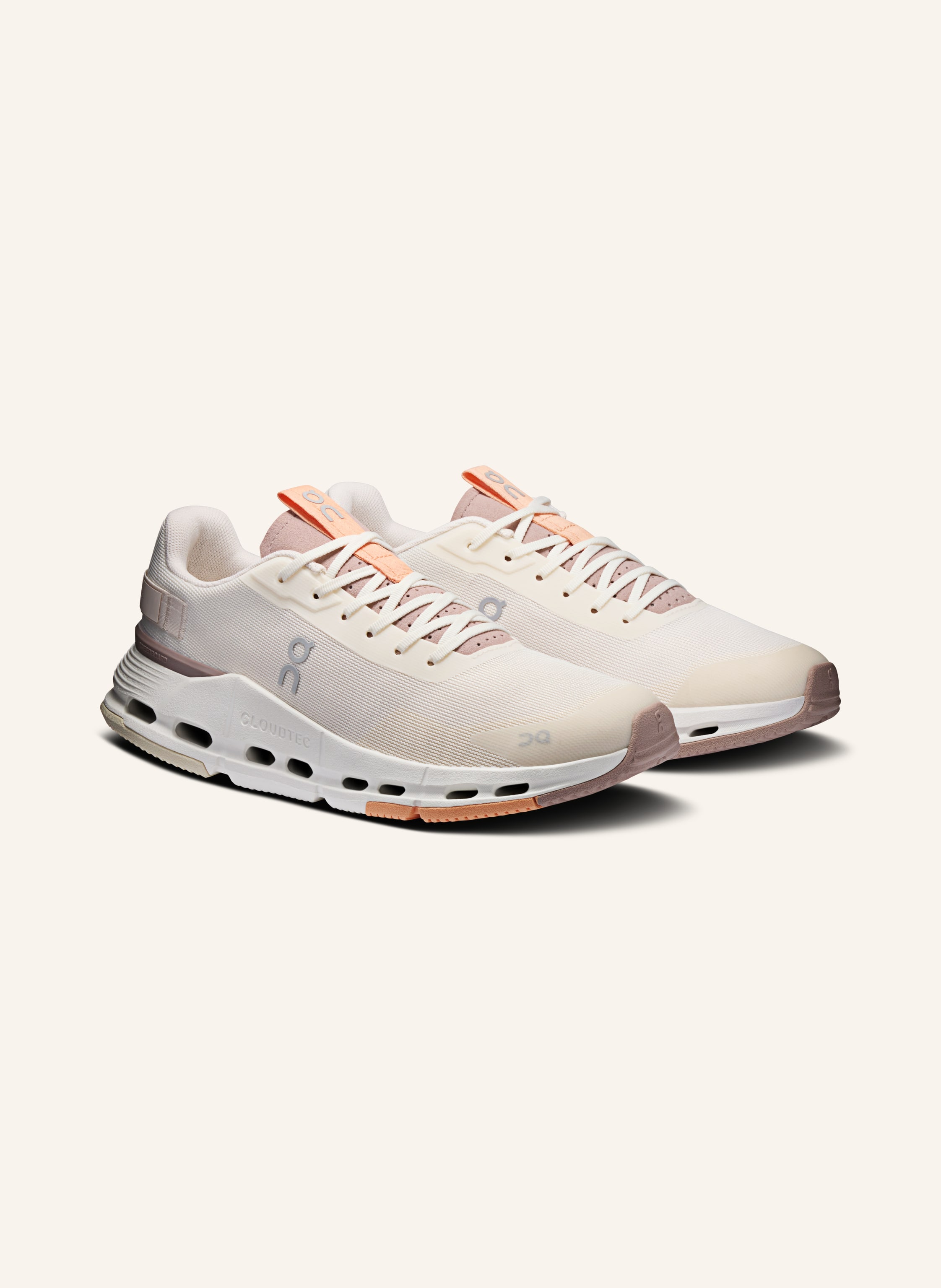 On Sneaker Cloudnova Form 2 beige