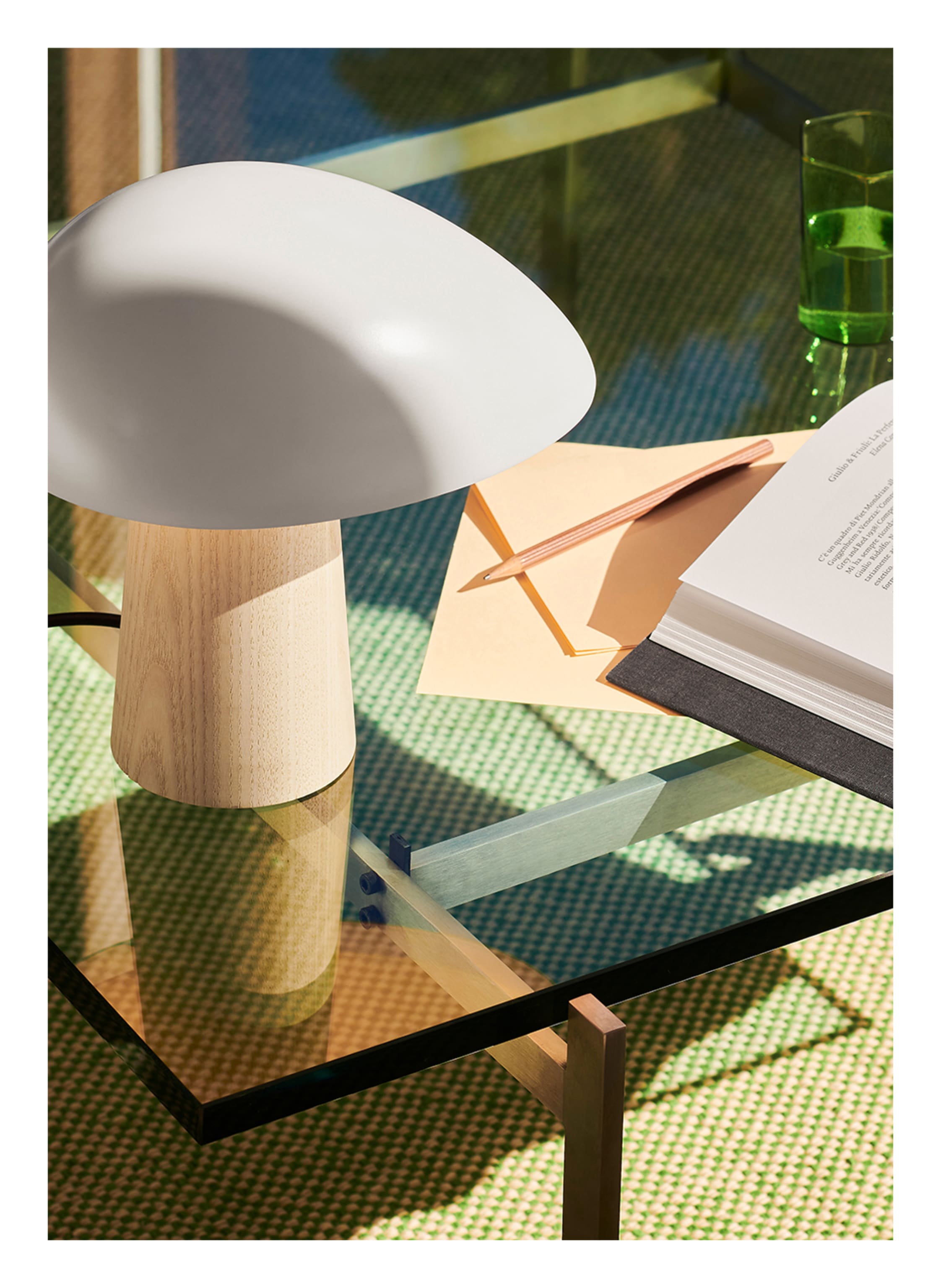 Thumbnail - Fritz Hansen Tischleuchte Night Owl™ weiss