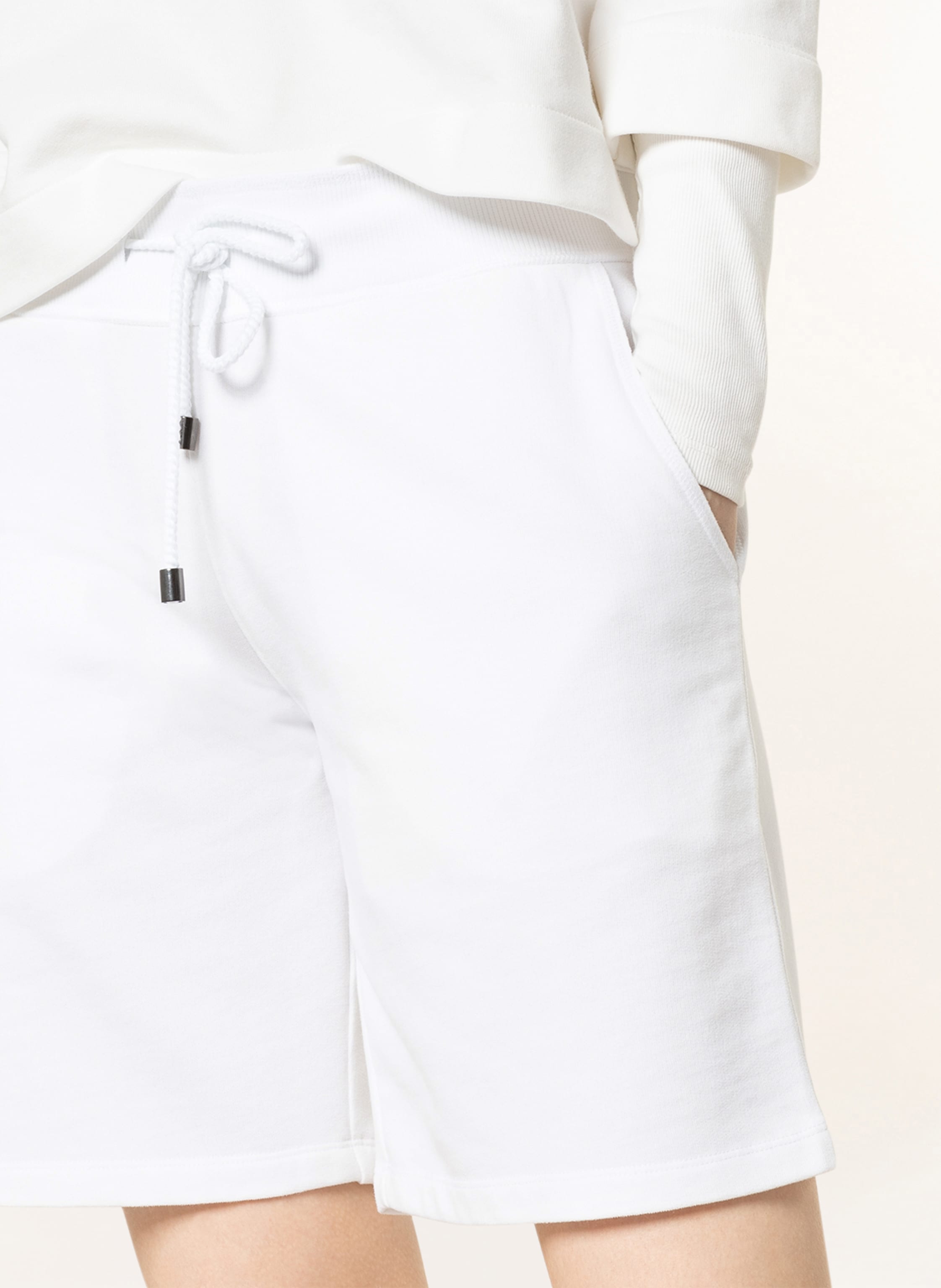 Juvia Sweatshorts weiss – Bild 2