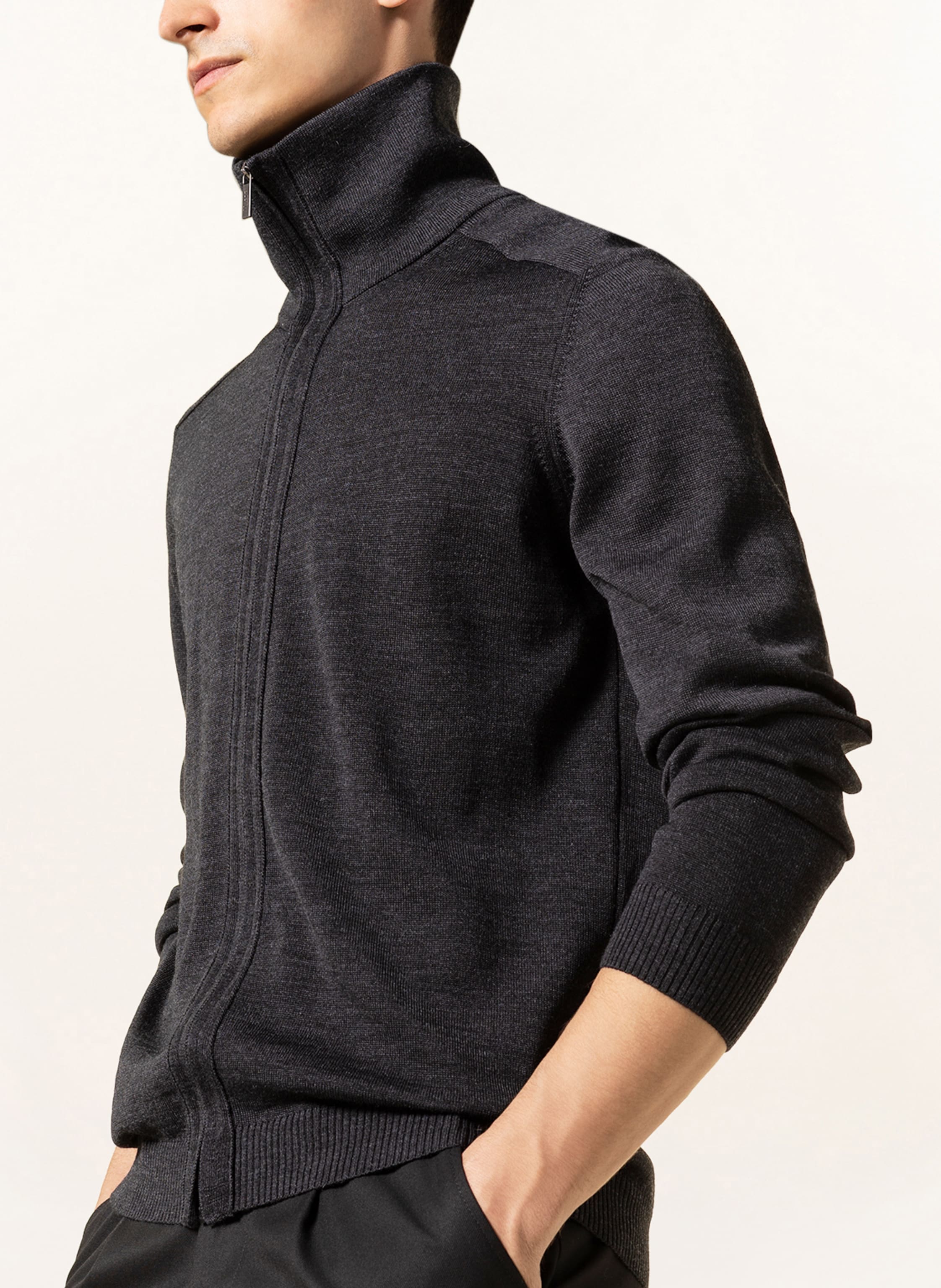 Thumbnail - Maerz Muenchen Strickjacke grau