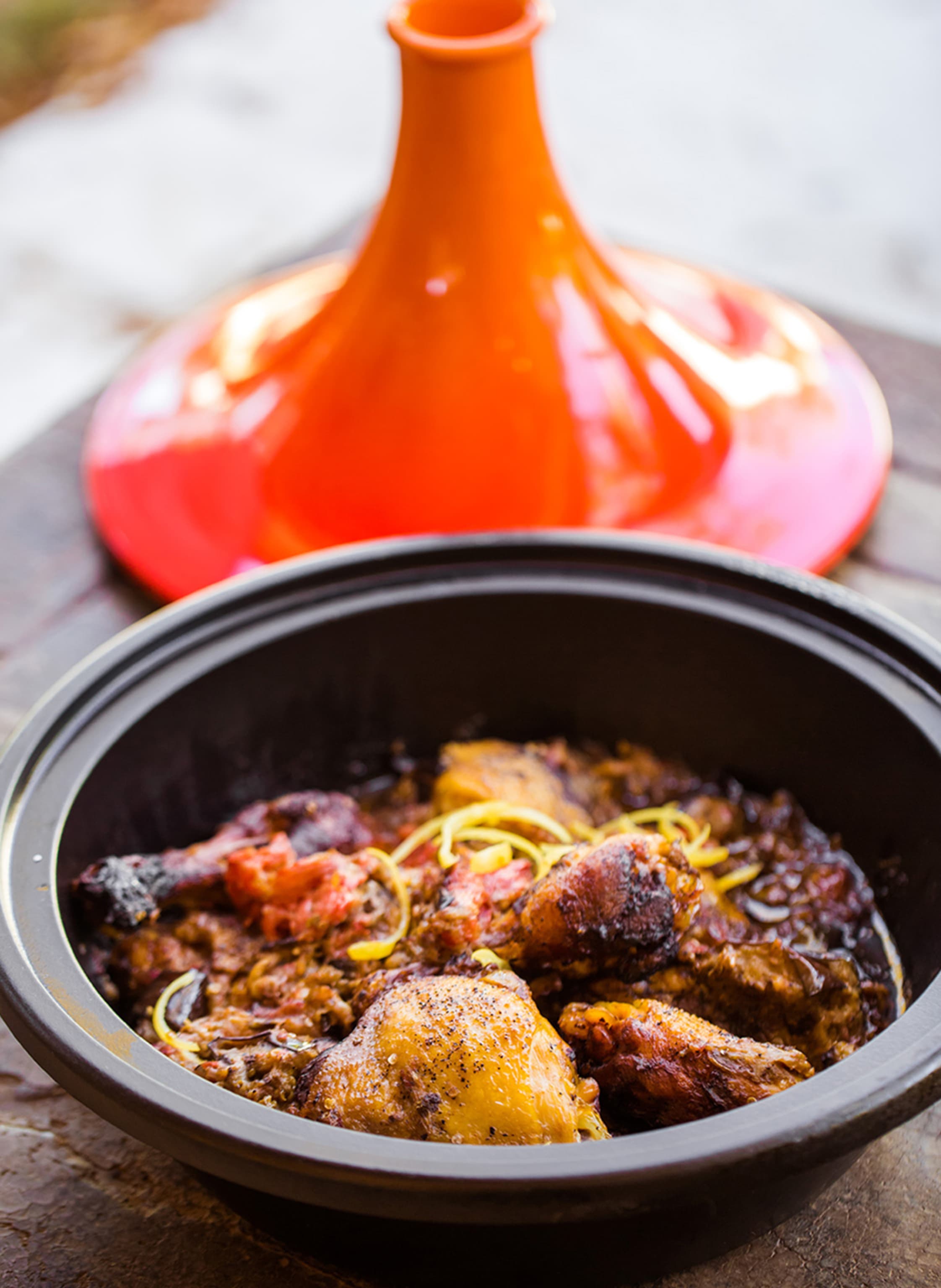 Thumbnail - Le Creuset Tagine orange
