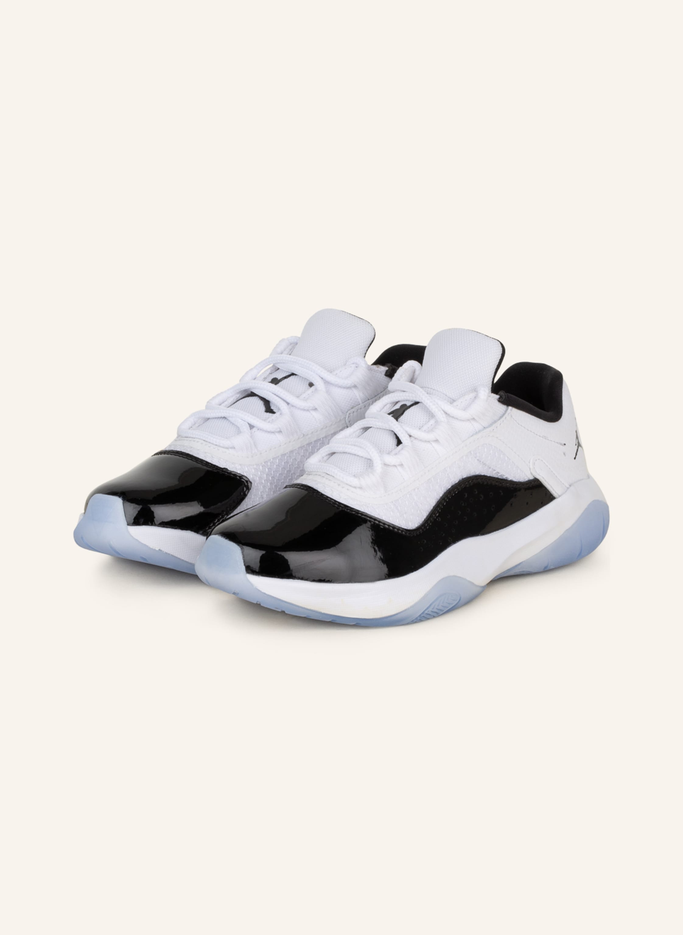 black and white jordan basketball shoes