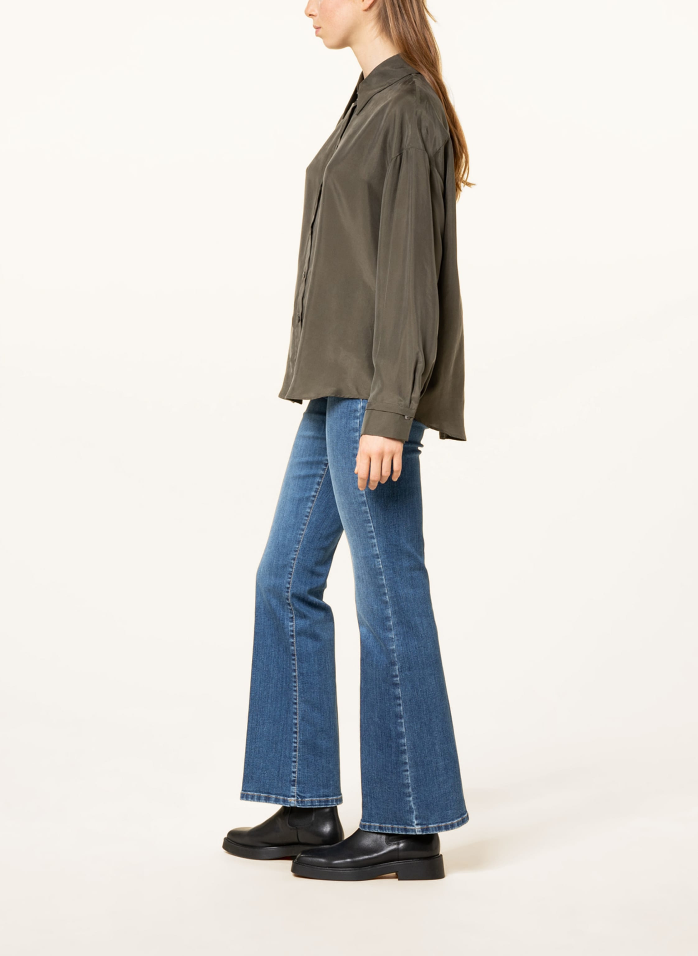 Thumbnail - Cambio Flared Jeans Paris blau