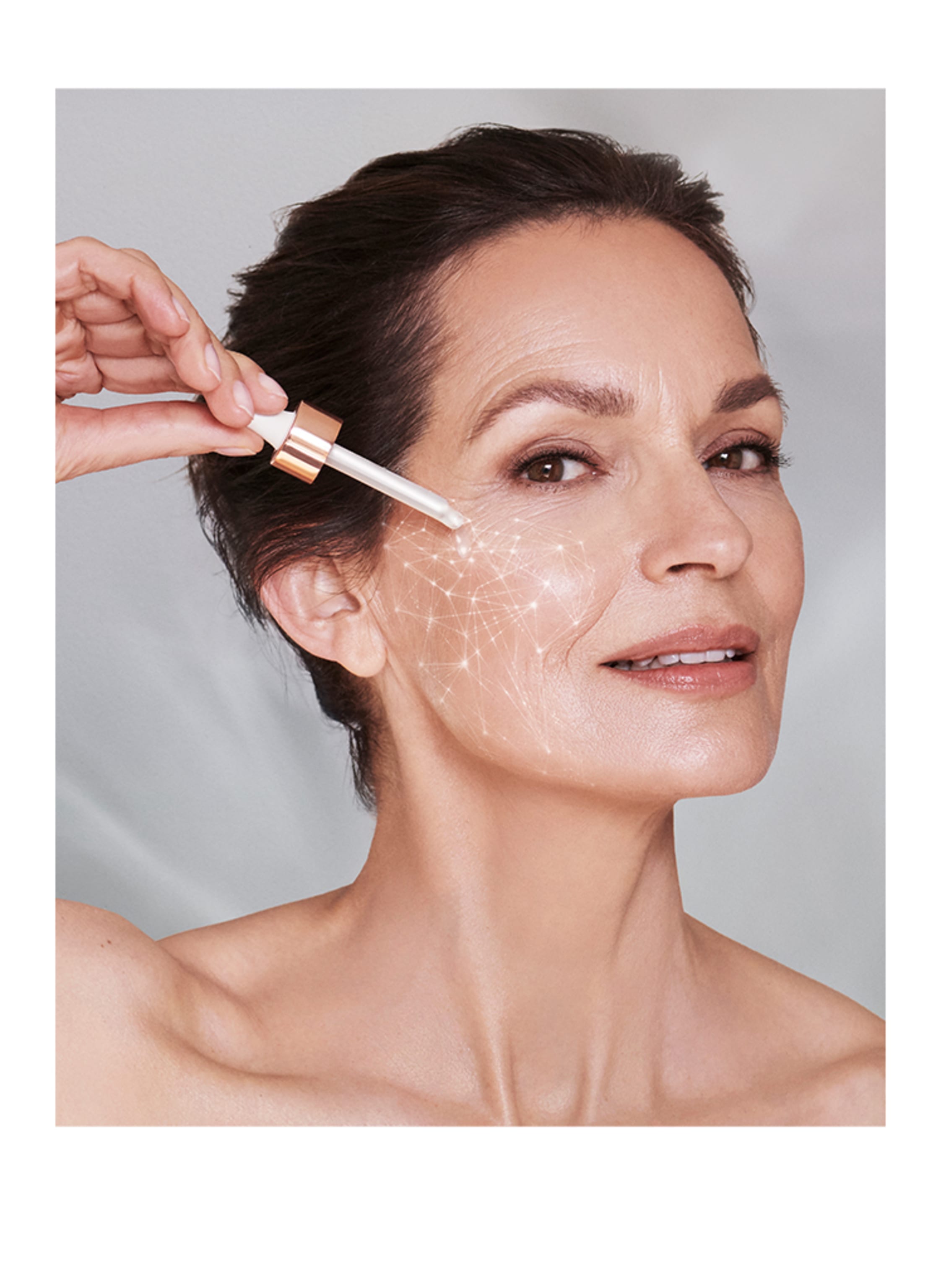 Thumbnail - Charlotte Tilbury Charlotte's Magic Serum Crystal Elixir Serum 100 ml