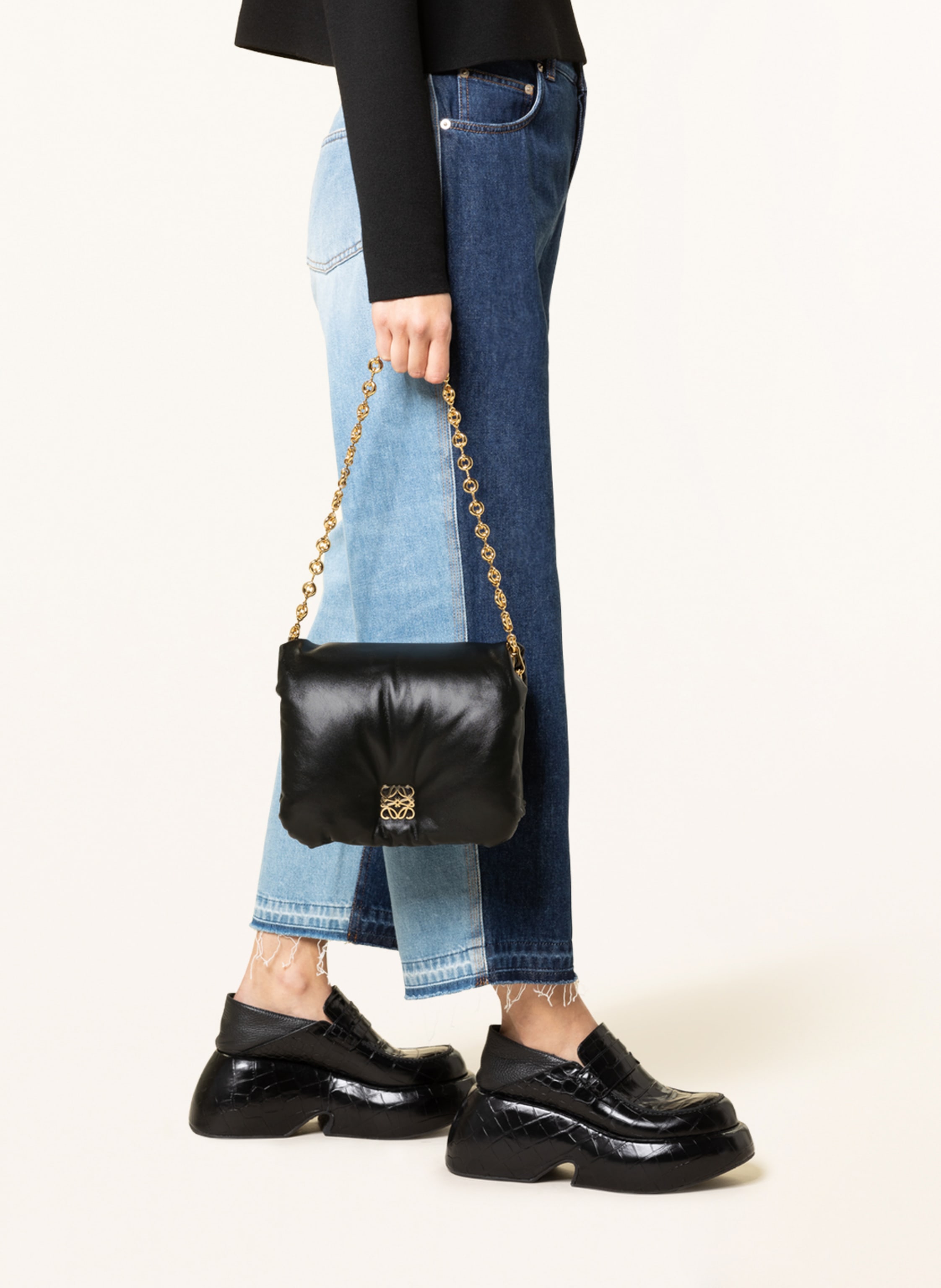 Thumbnail - Loewe Schultertasche Goya schwarz