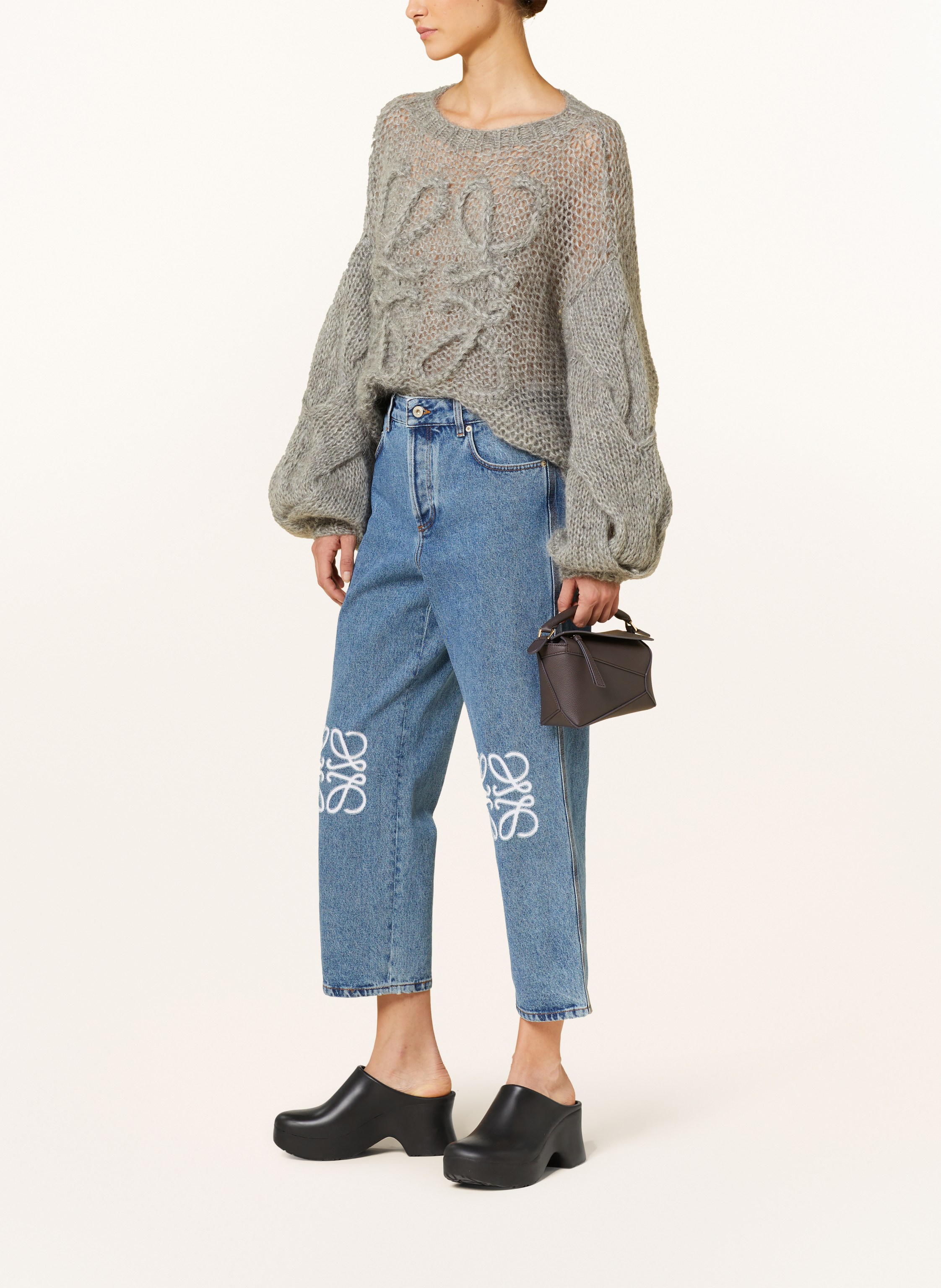 Loewe Umhängetasche Puzzle Edge Mini grau – Bild 2