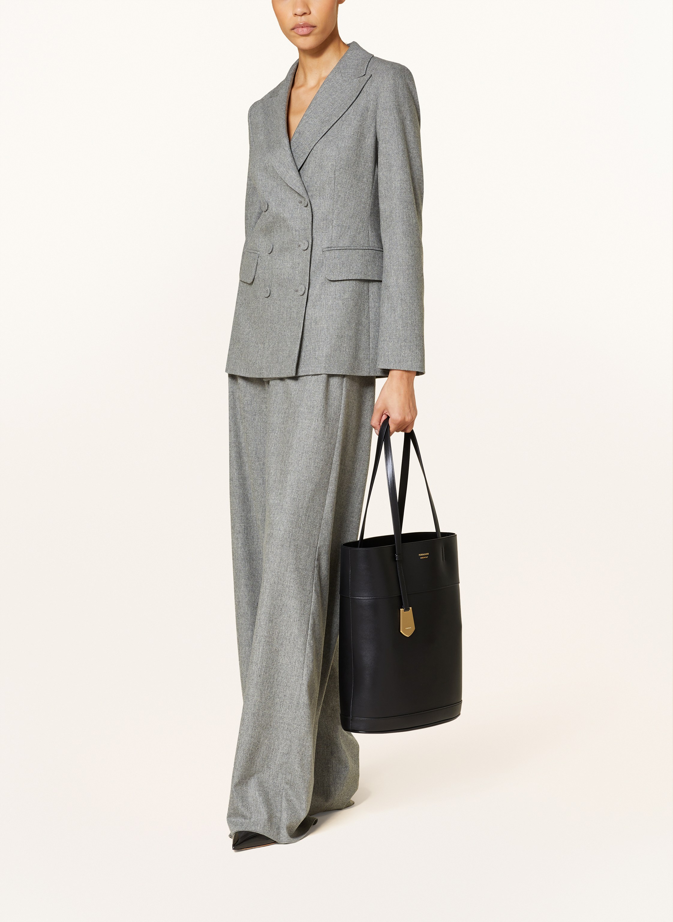 Thumbnail - Ferragamo Shopper Charming Tote Mit Pouch schwarz
