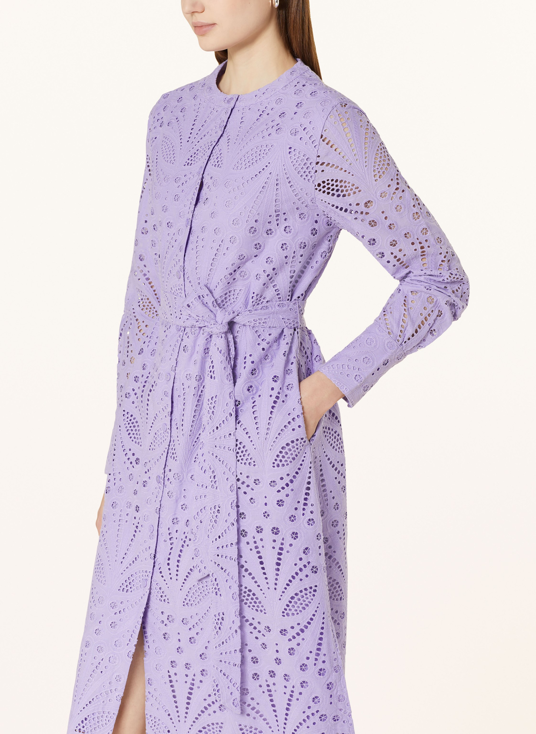 Thumbnail - Darling Harbour Kleid Aus Lochspitze lila