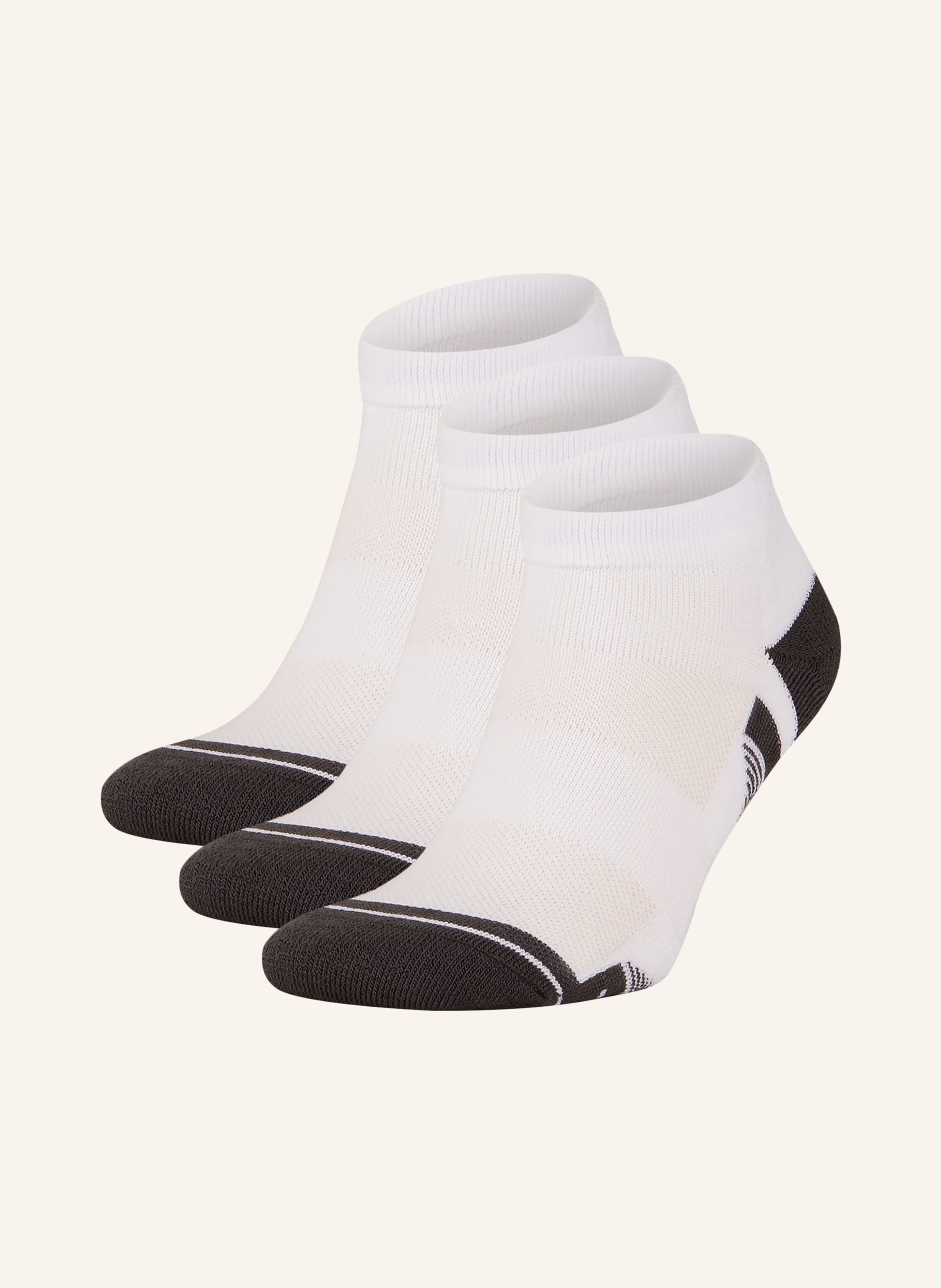 UNDER ARMOUR 3-pack of PERFORMANCE TECH socks in 100 white