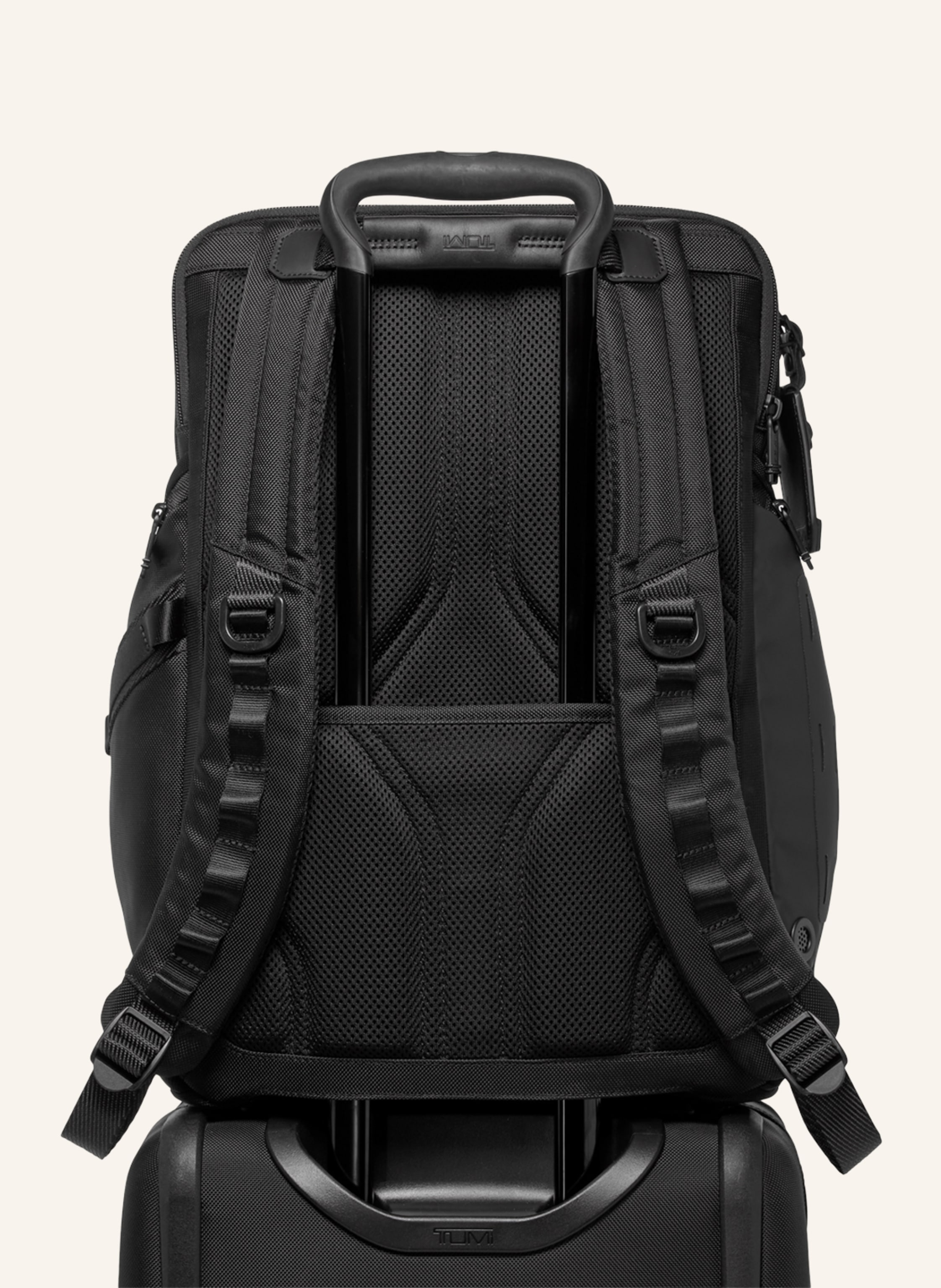 Thumbnail - Tumi Alpha Bravo Rucksack Renegade Mit Laptop-Fach schwarz