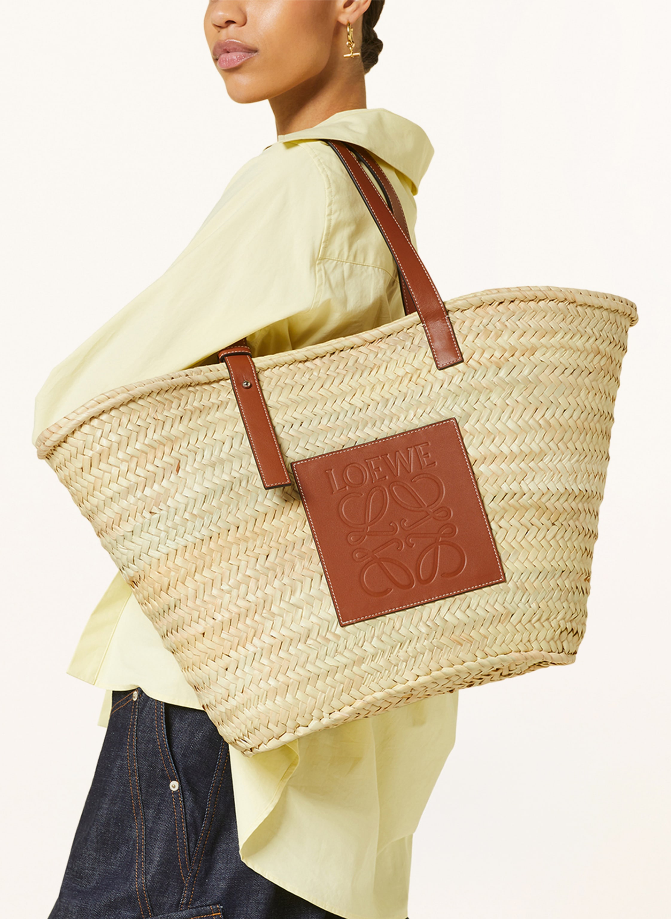 Loewe Shopper Basket Large beige – Bild 2