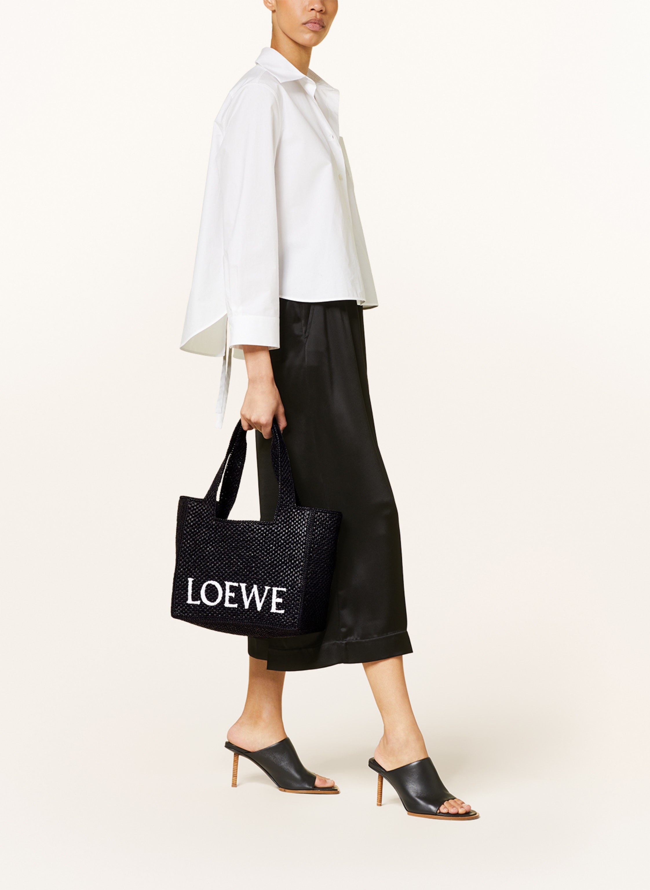 Loewe Shopper Font Tote Medium schwarz – Bild 2