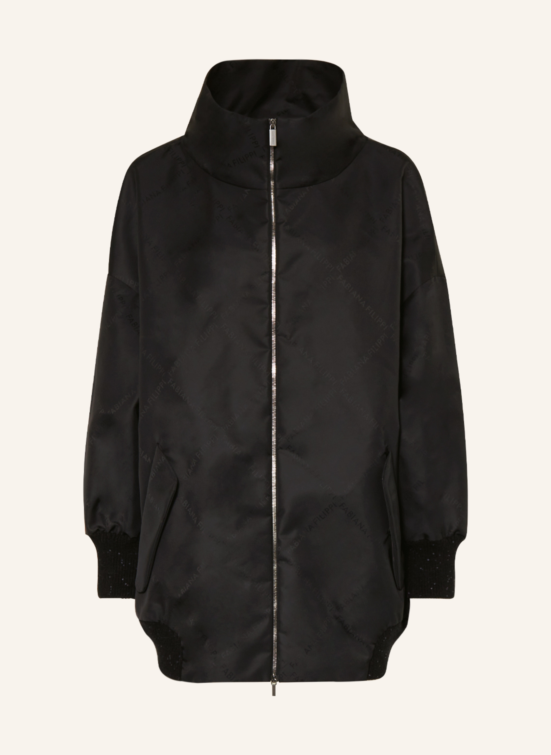 woman crewneck t-shirt with frontal logo