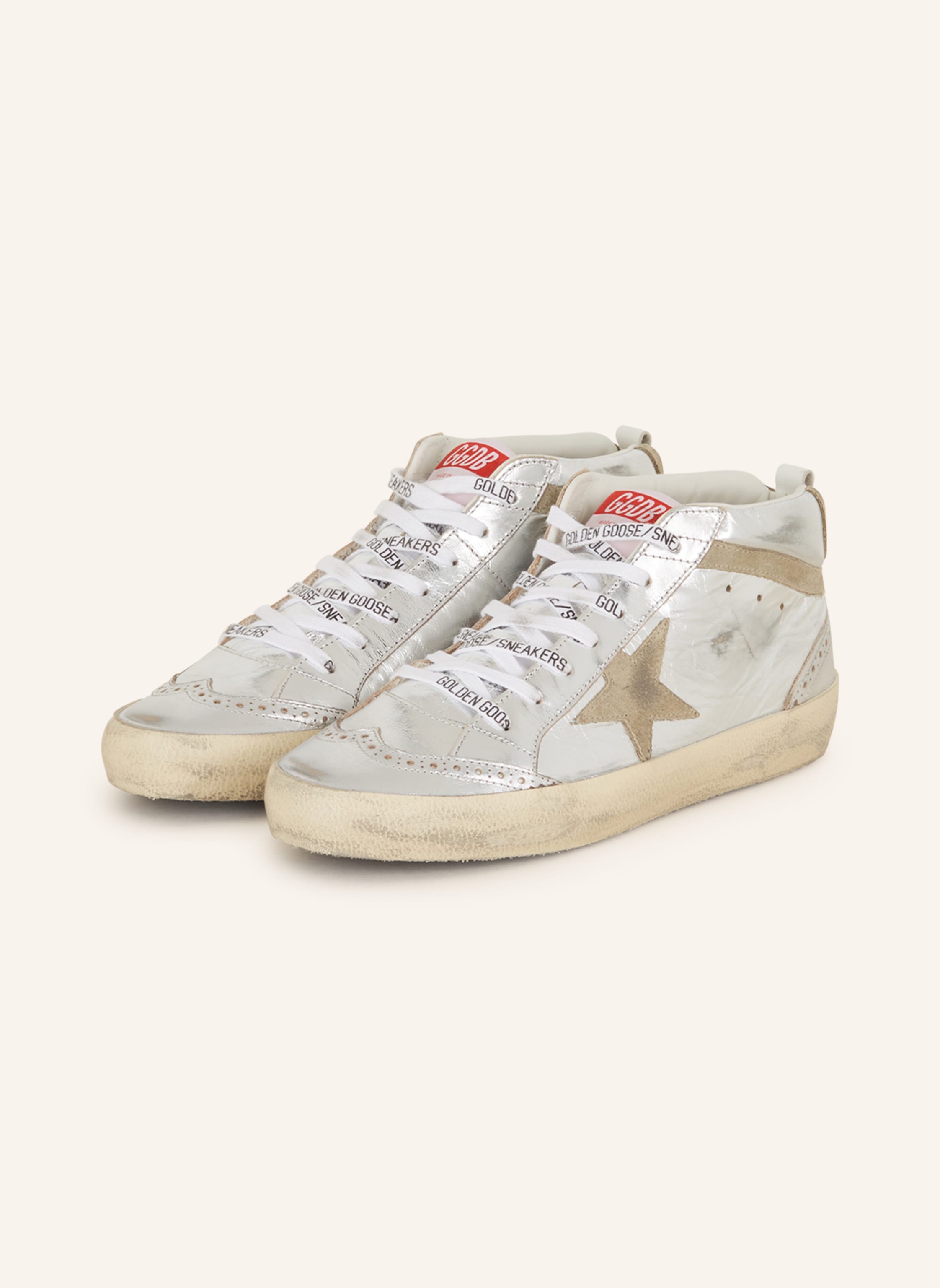 Nike golden goose 2025