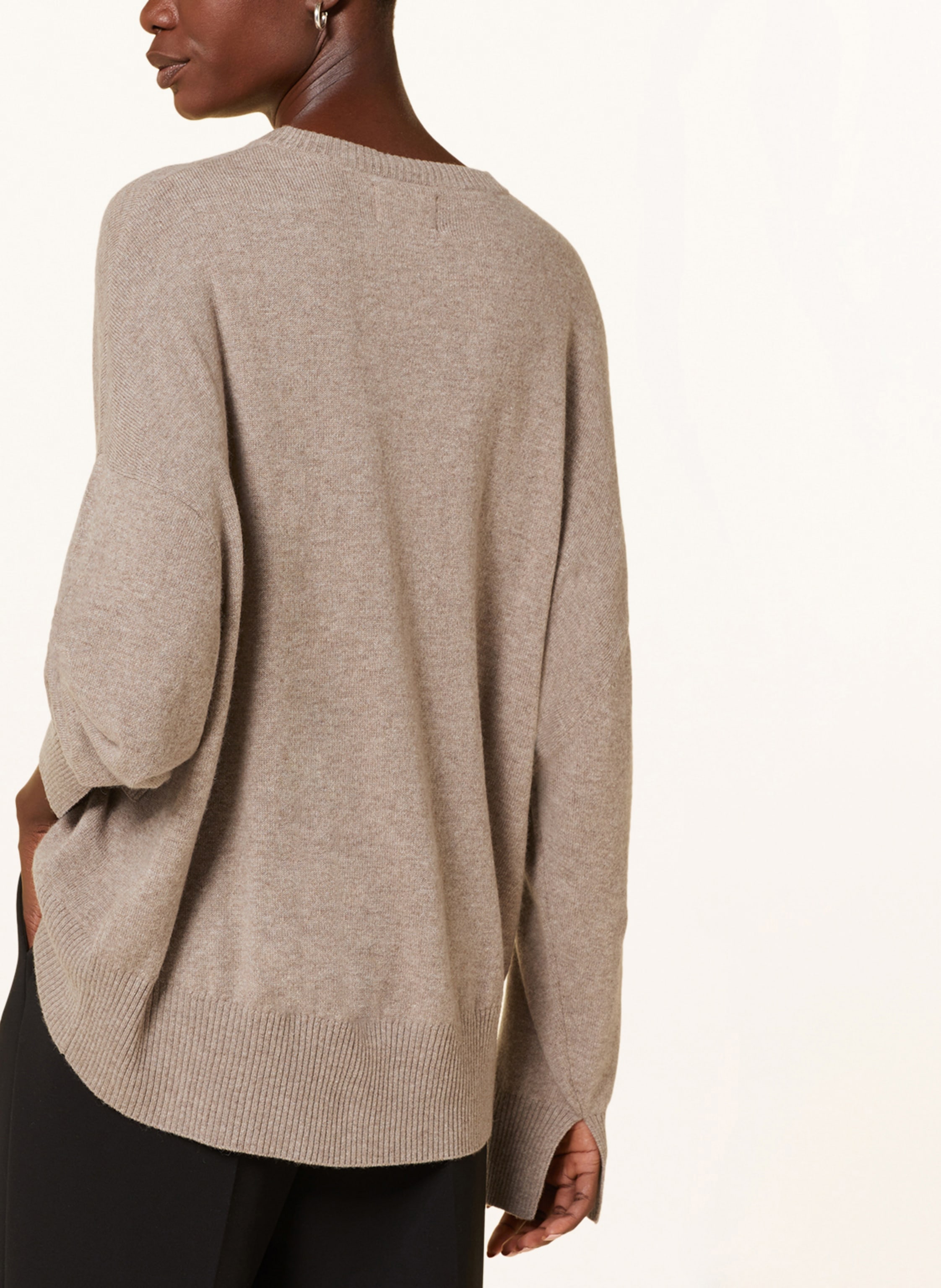 Thumbnail - Loulou Studio Cashmere-Pullover Anaa beige