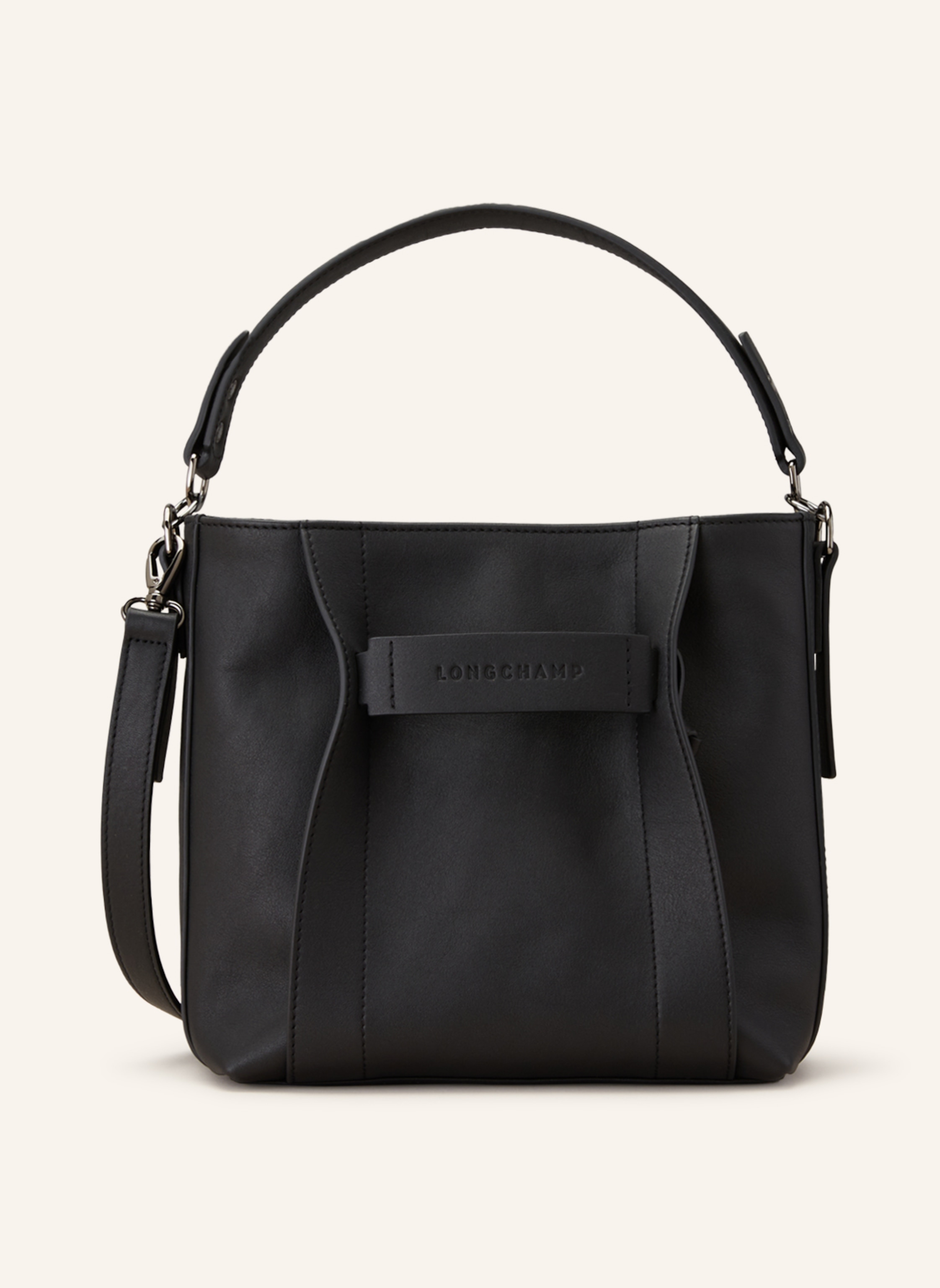 Longchamp Fein genarbtes Leder. Schließt mit Magnetverschluss. Abnehmbarer, längenverstellbarer Schulterriemen. Innen ein Hauptfach. Innenfach mit Reißverschluss. Zwei Steckfächer. Verstärkter Taschenboden. Lab in schwarz