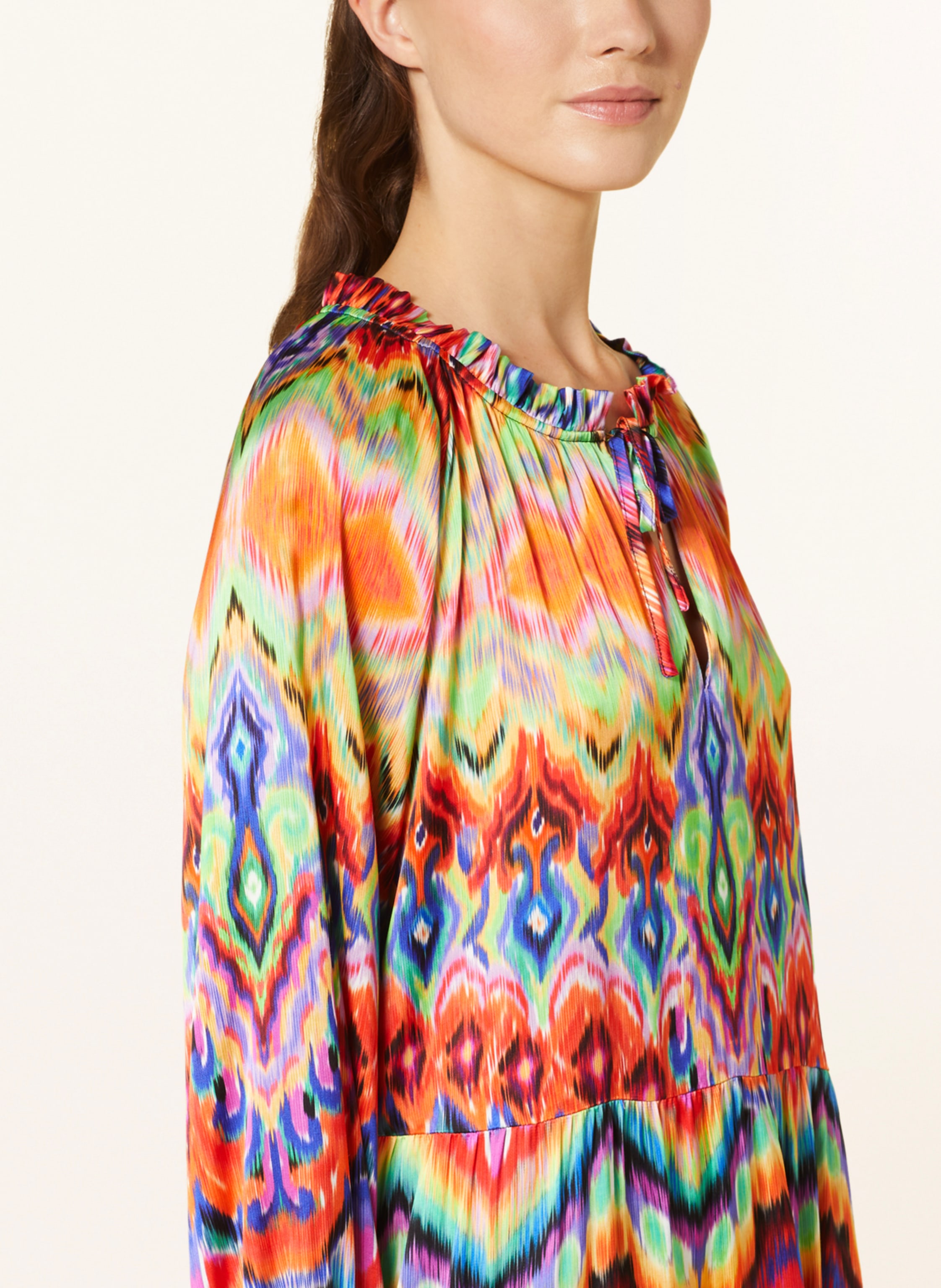 Thumbnail - Grace Satinkleid Mit 3/4-Arm orange