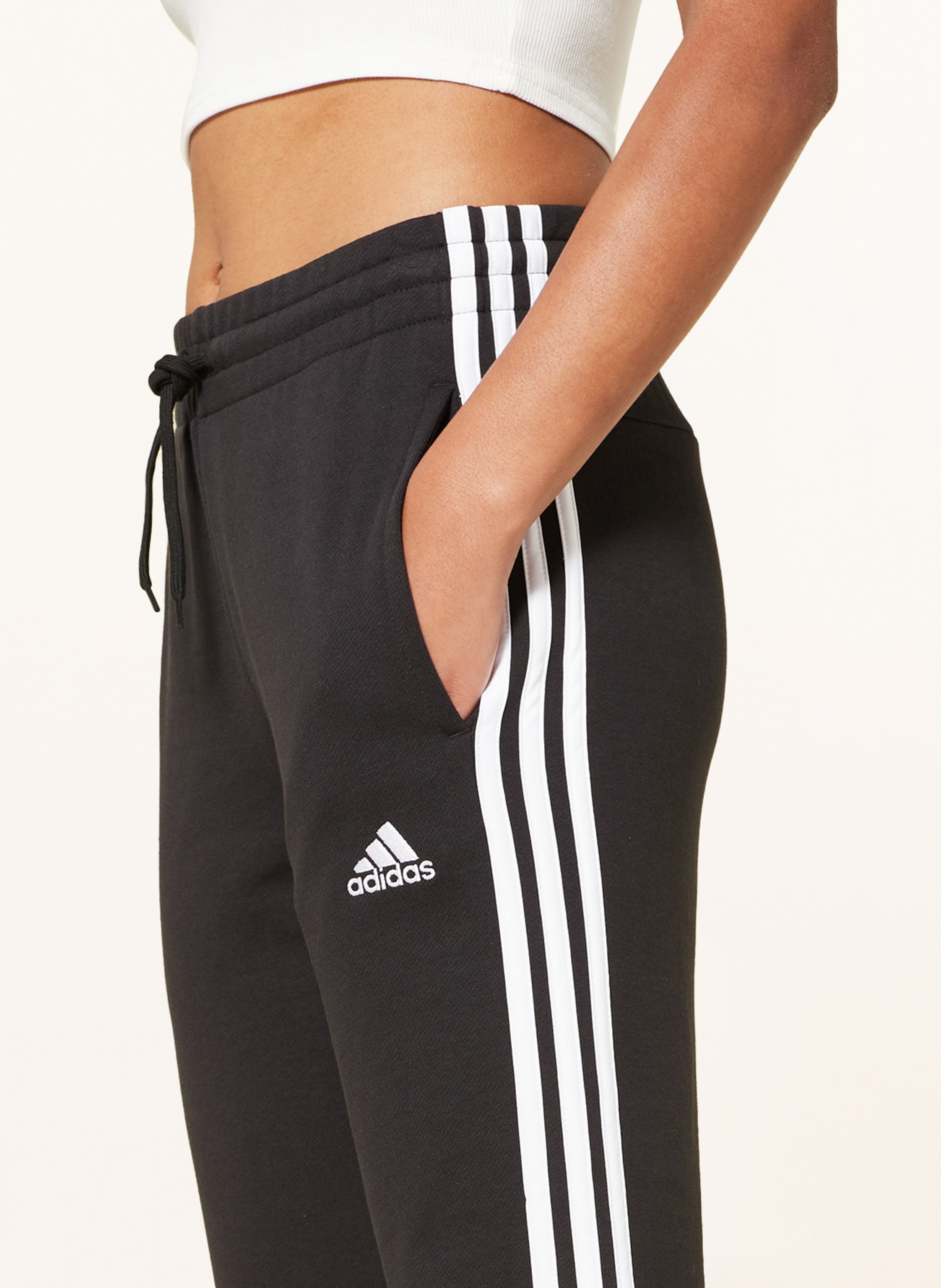 Adidas Sweatpants Essentials schwarz – Bild 2