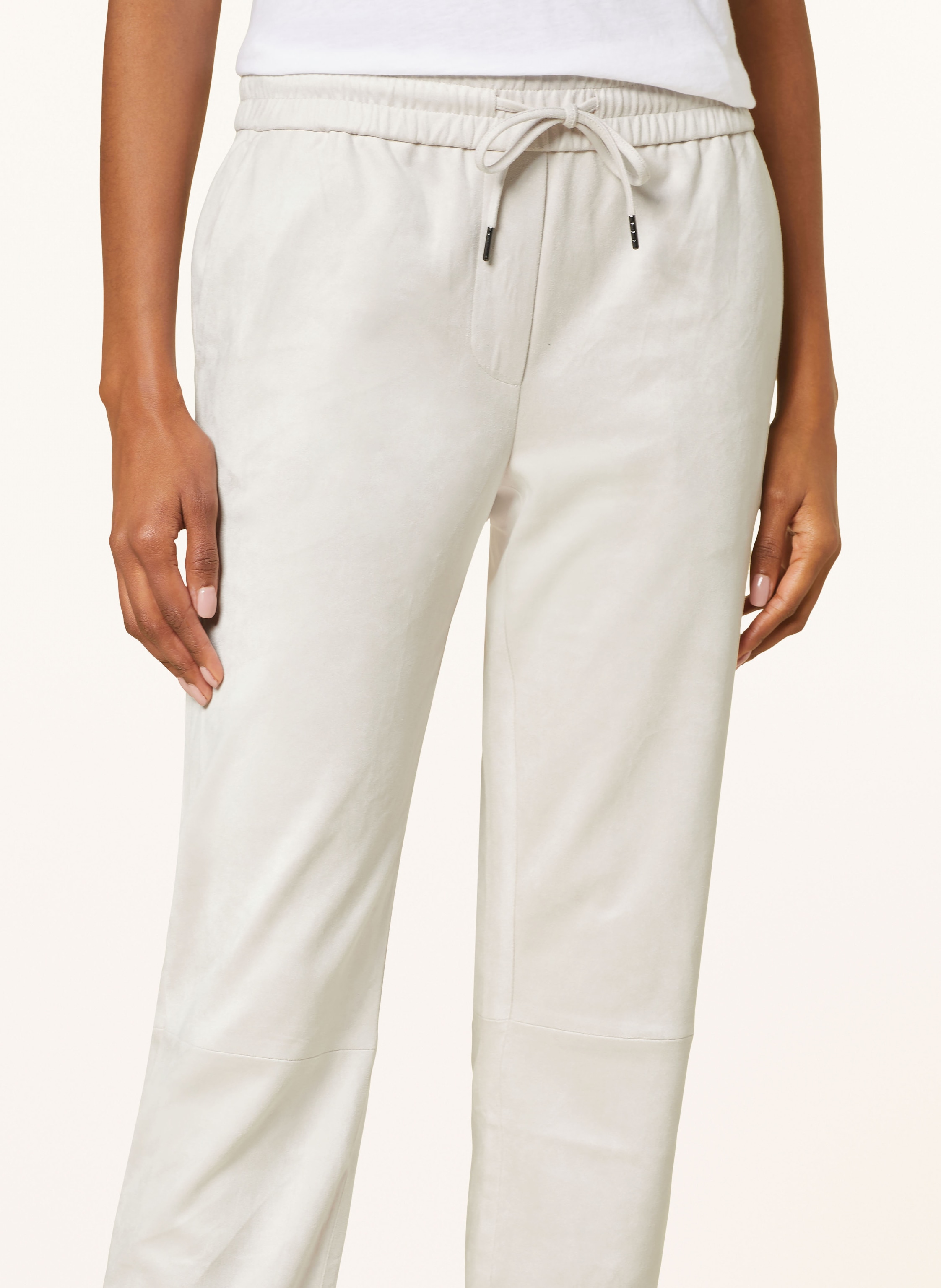 Juvia 7/8-Hose In Lederoptik weiss – Bild 2