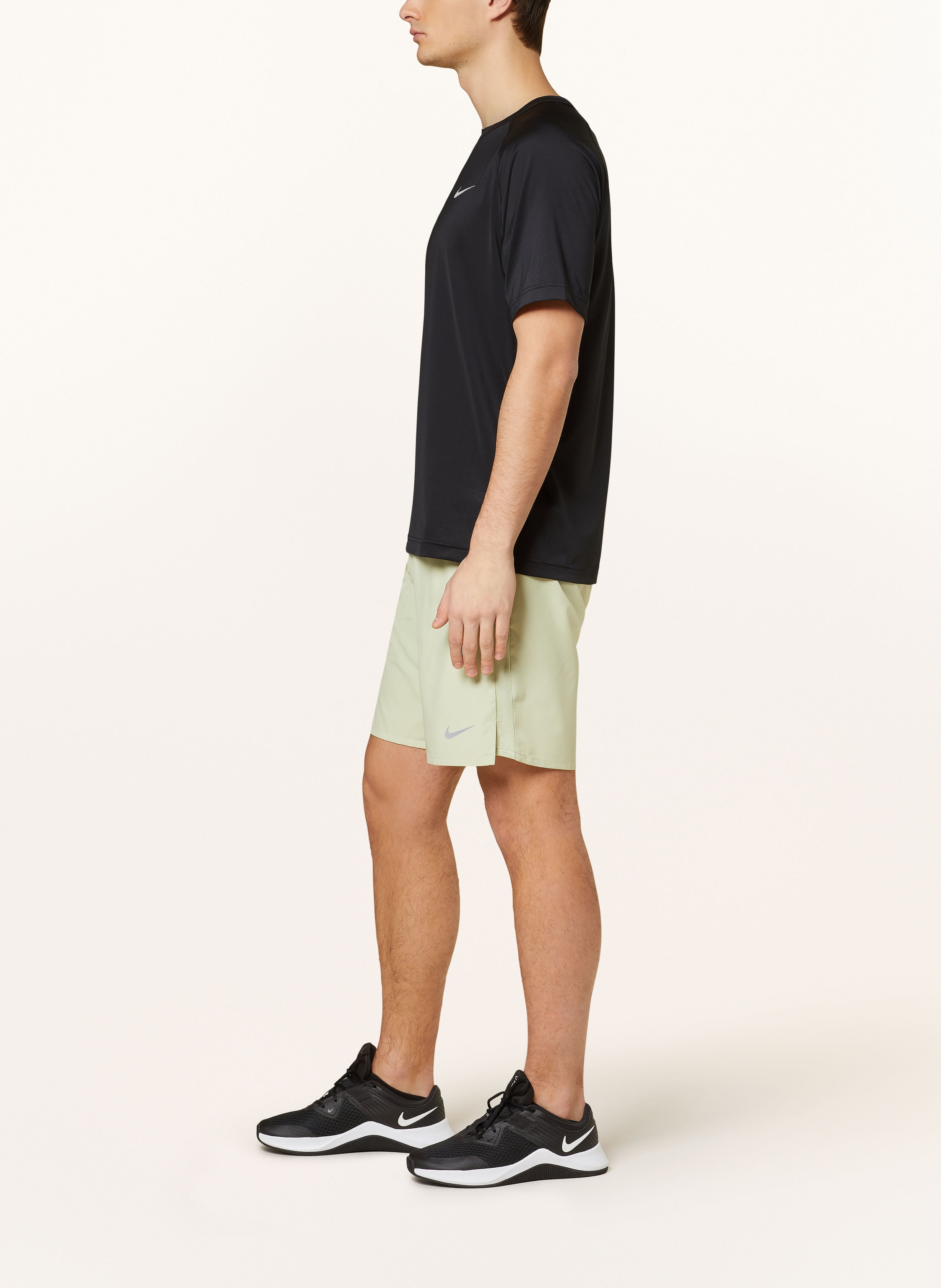 Thumbnail - Nike 2-In-1-Laufshorts Challenger gruen