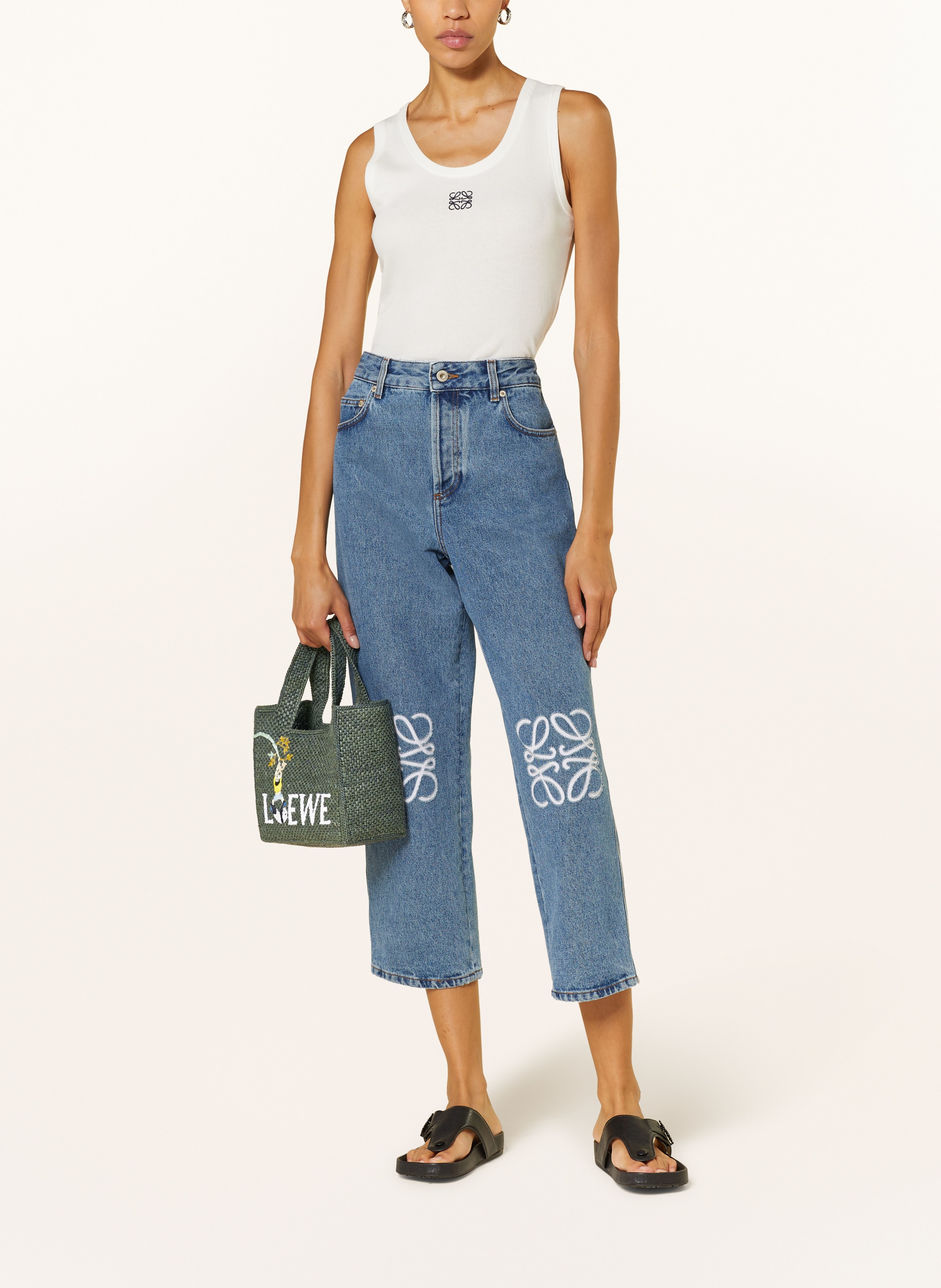 Loewe Shopper Font Small gruen – Bild 2