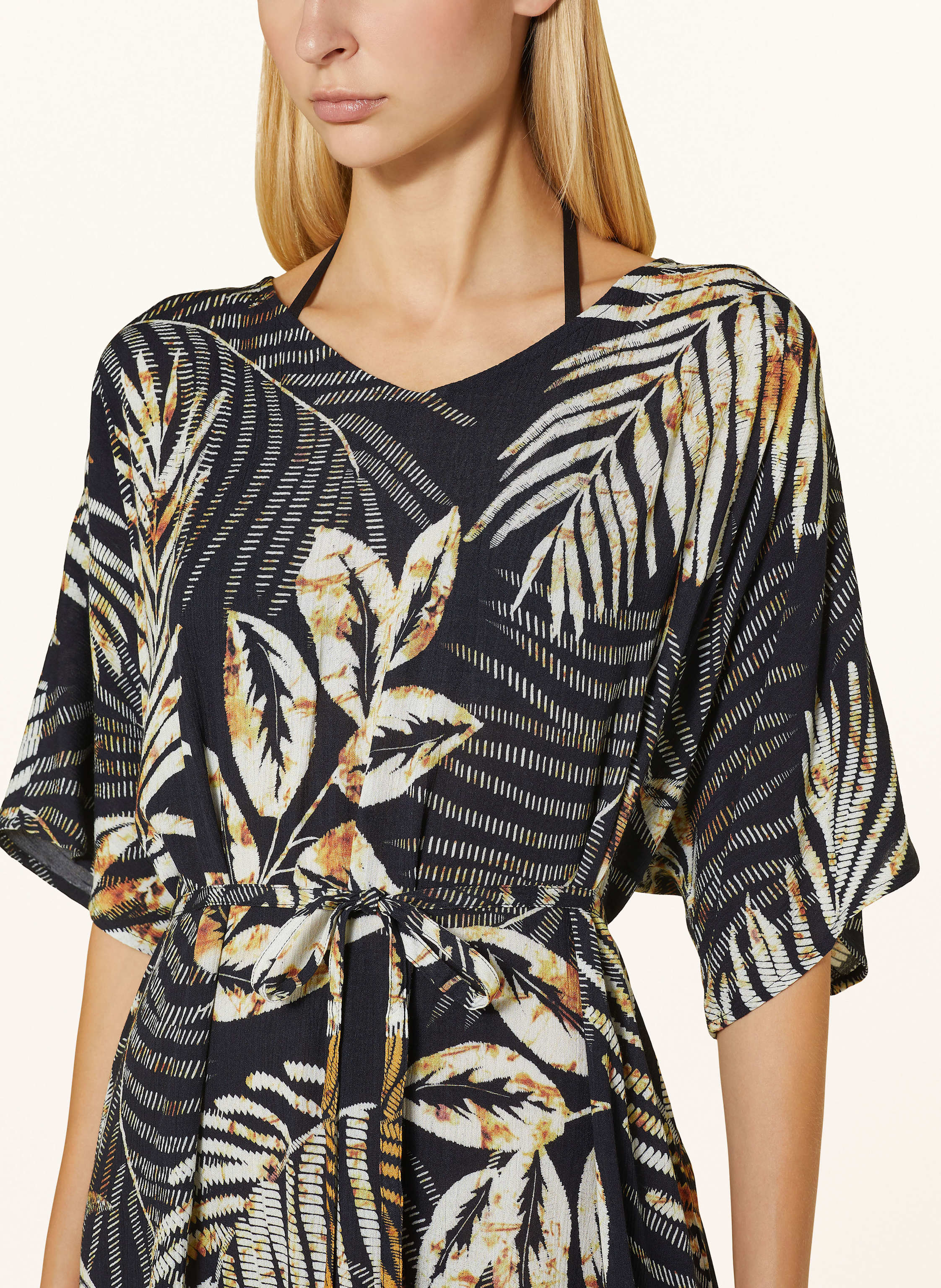 Thumbnail - Charmline Strandkleid Seductive Leaves schwarz
