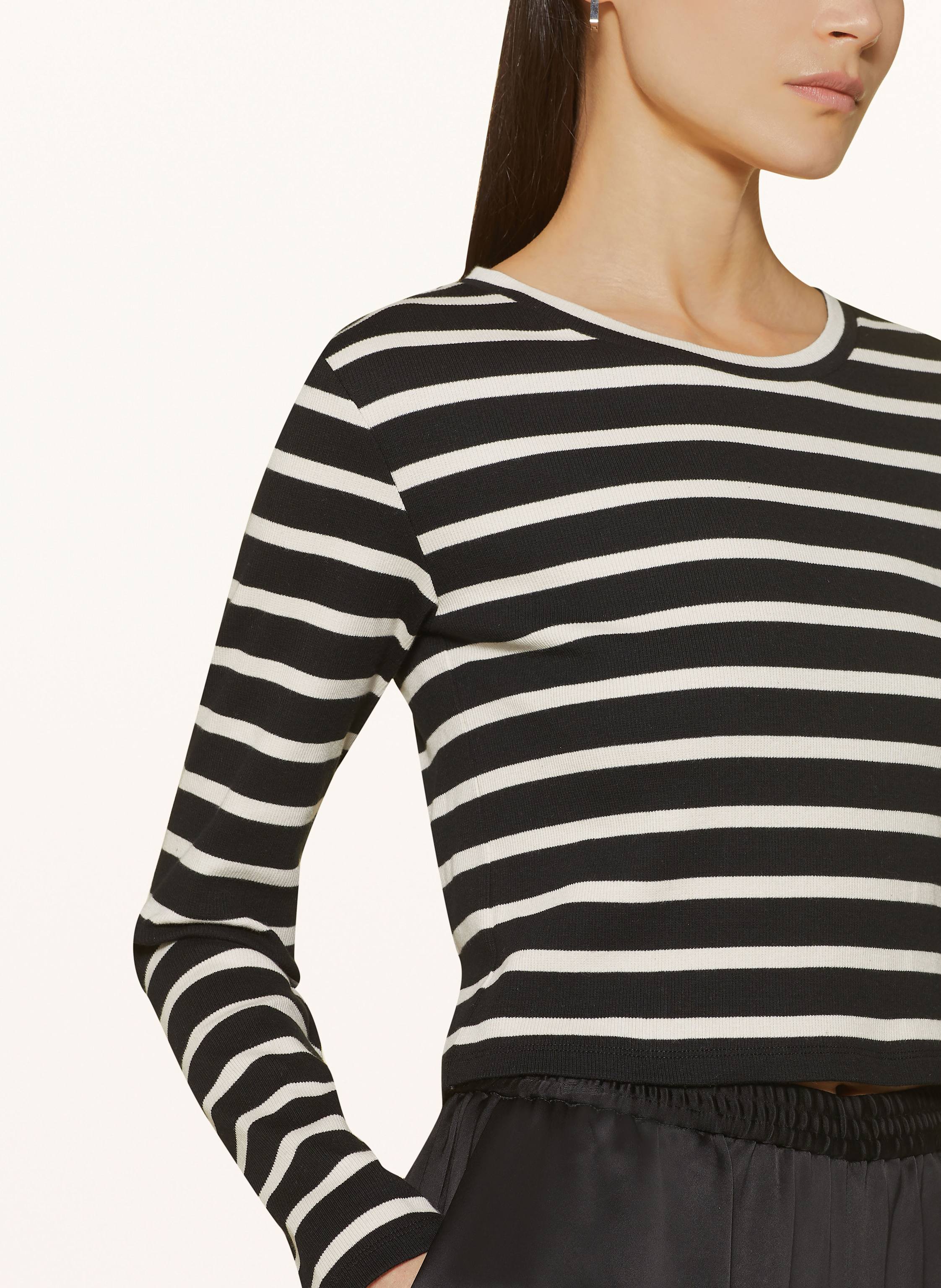 Thumbnail - Mrs & Hugs Cropped-Longsleeve schwarz