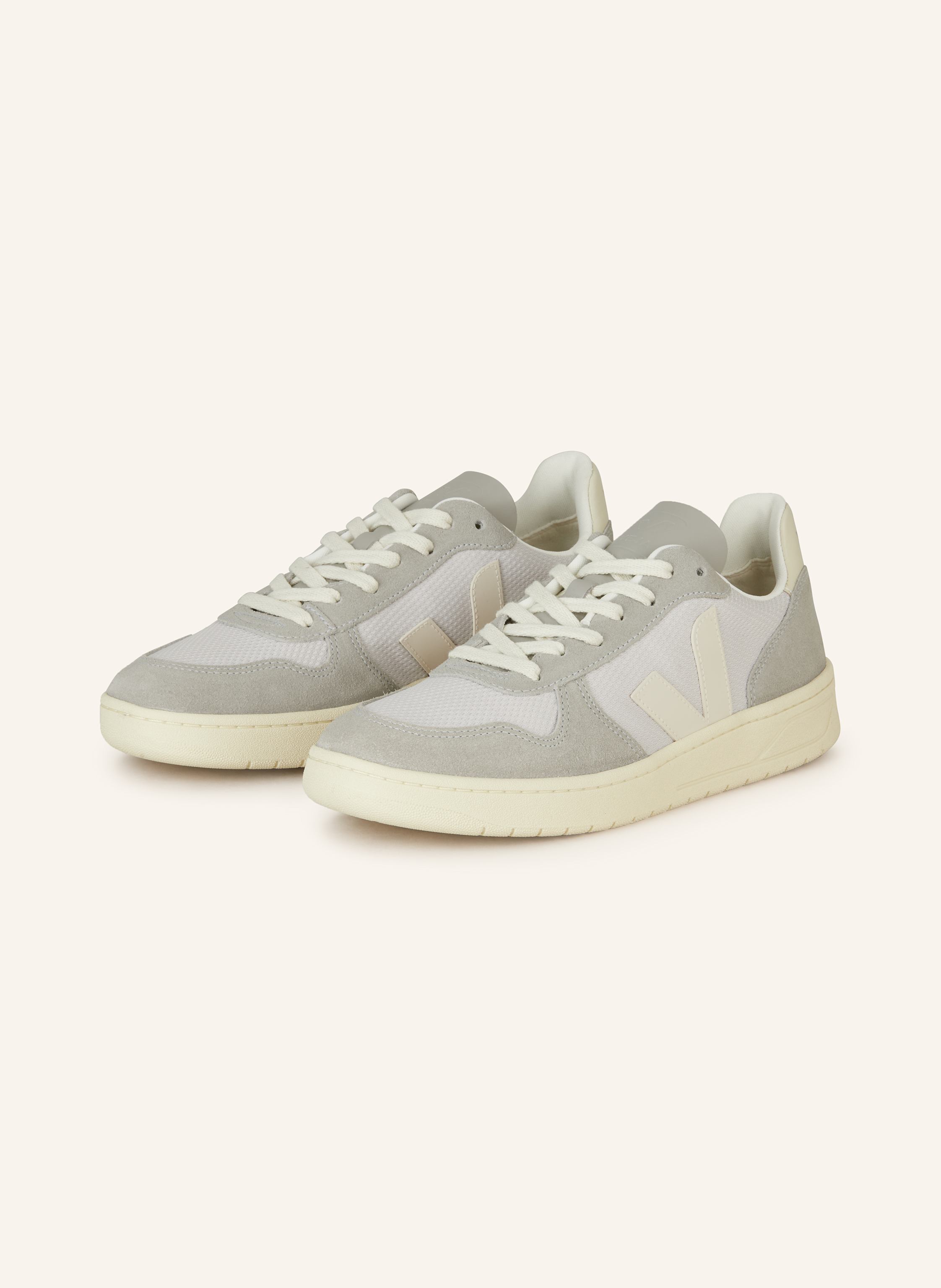 Veja Sneaker V-10 grau