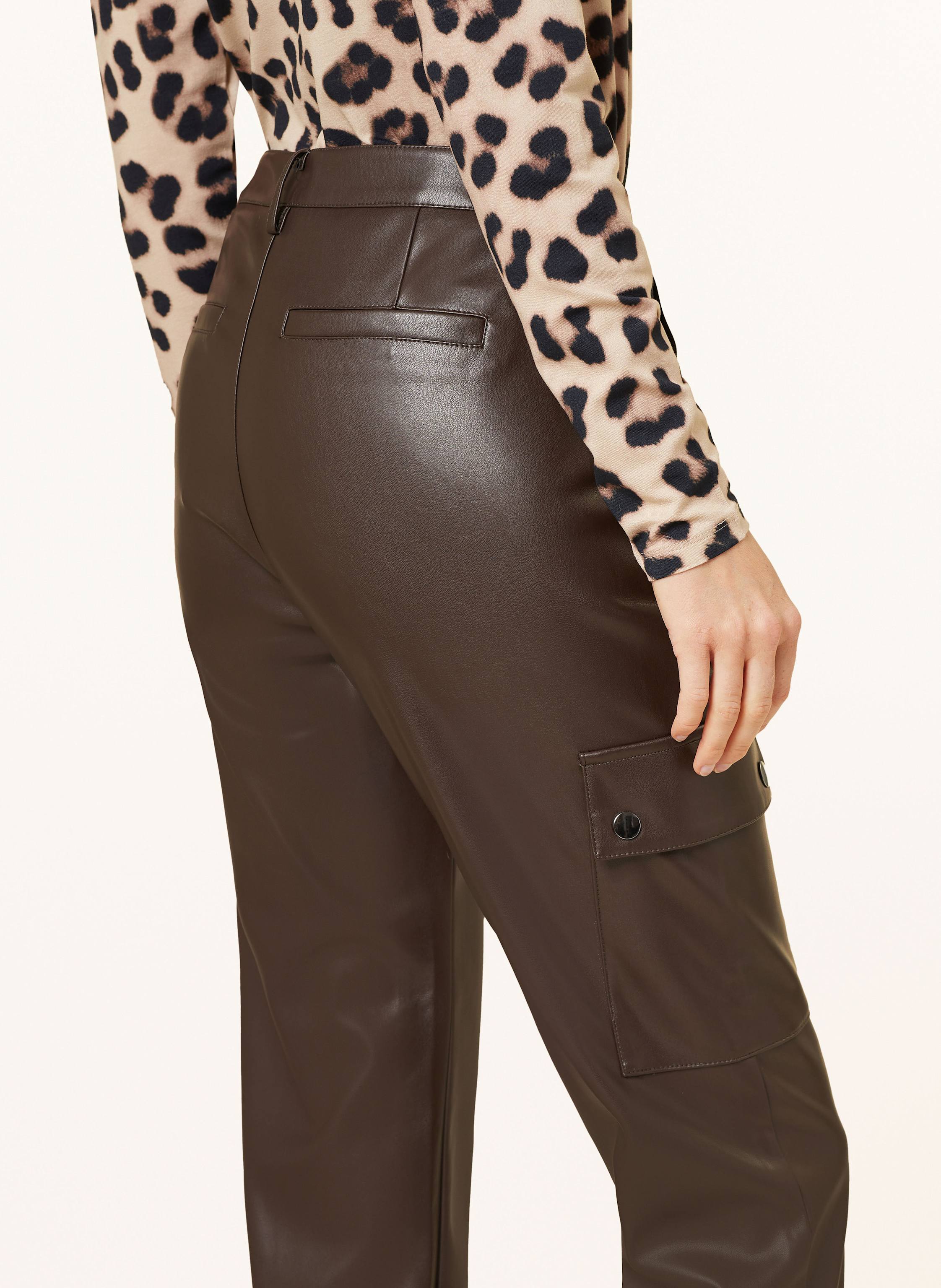 Monari Cargohose In Lederoptik braun – Bild 2
